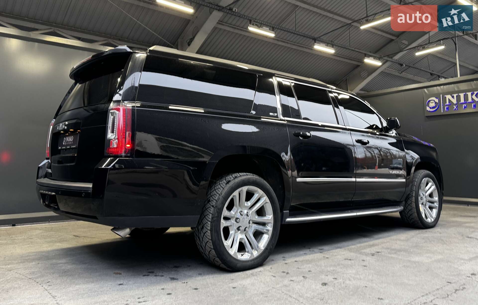 GMC Yukon 2018 VIN 1GKS2GKC6JR339396 фото оголошення 16 з 44