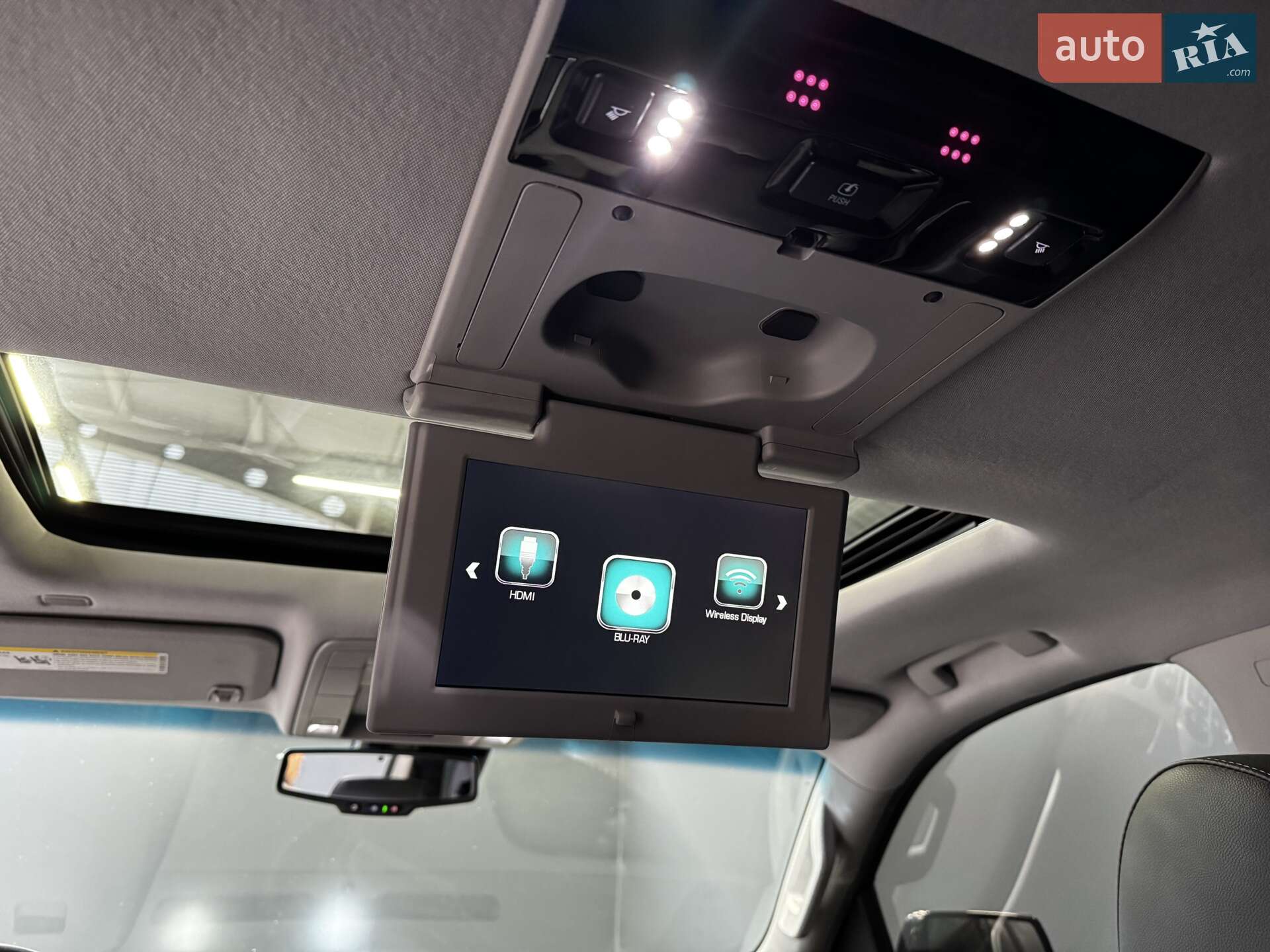 GMC Yukon 2018 VIN 1GKS2GKC6JR339396 фото оголошення 35 з 44