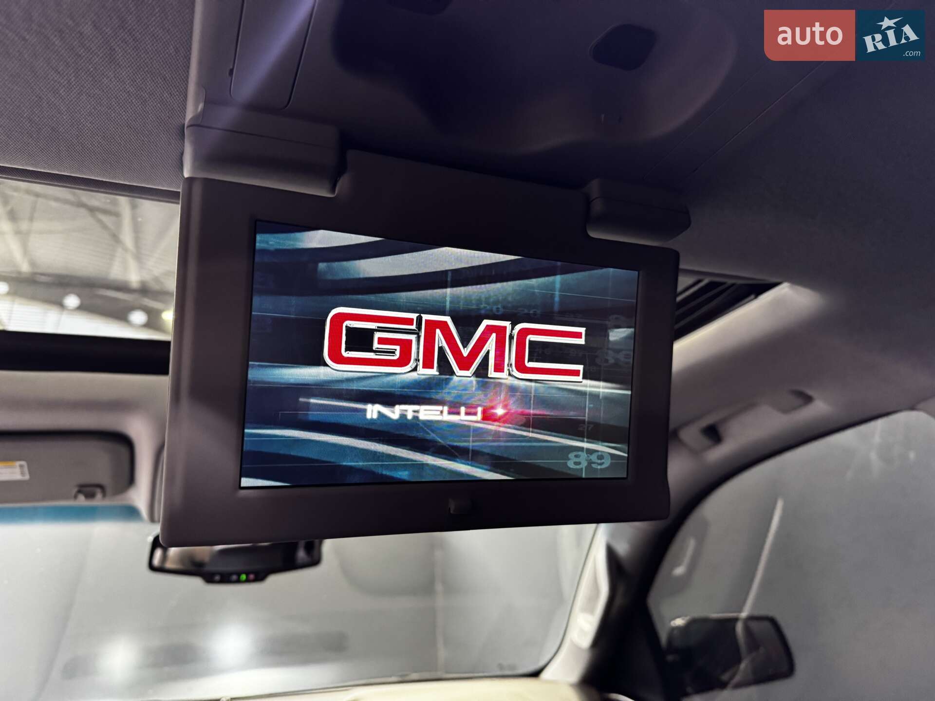 GMC Yukon 2018 VIN 1GKS2GKC6JR339396 фото оголошення 34 з 44