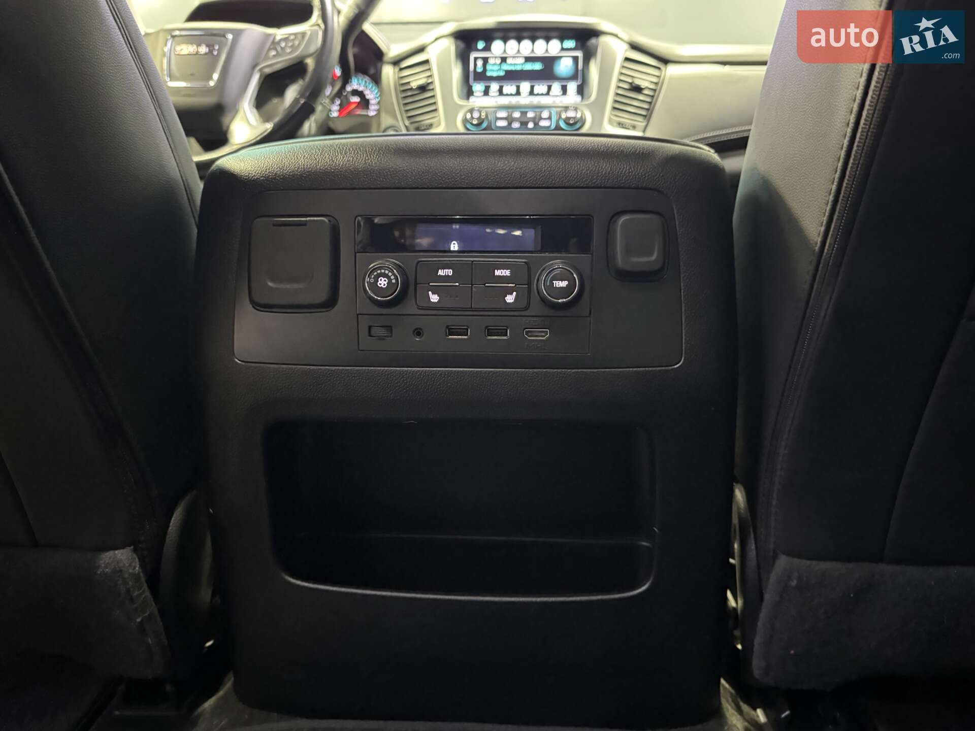 GMC Yukon 2018 VIN 1GKS2GKC6JR339396 фото оголошення 41 з 44