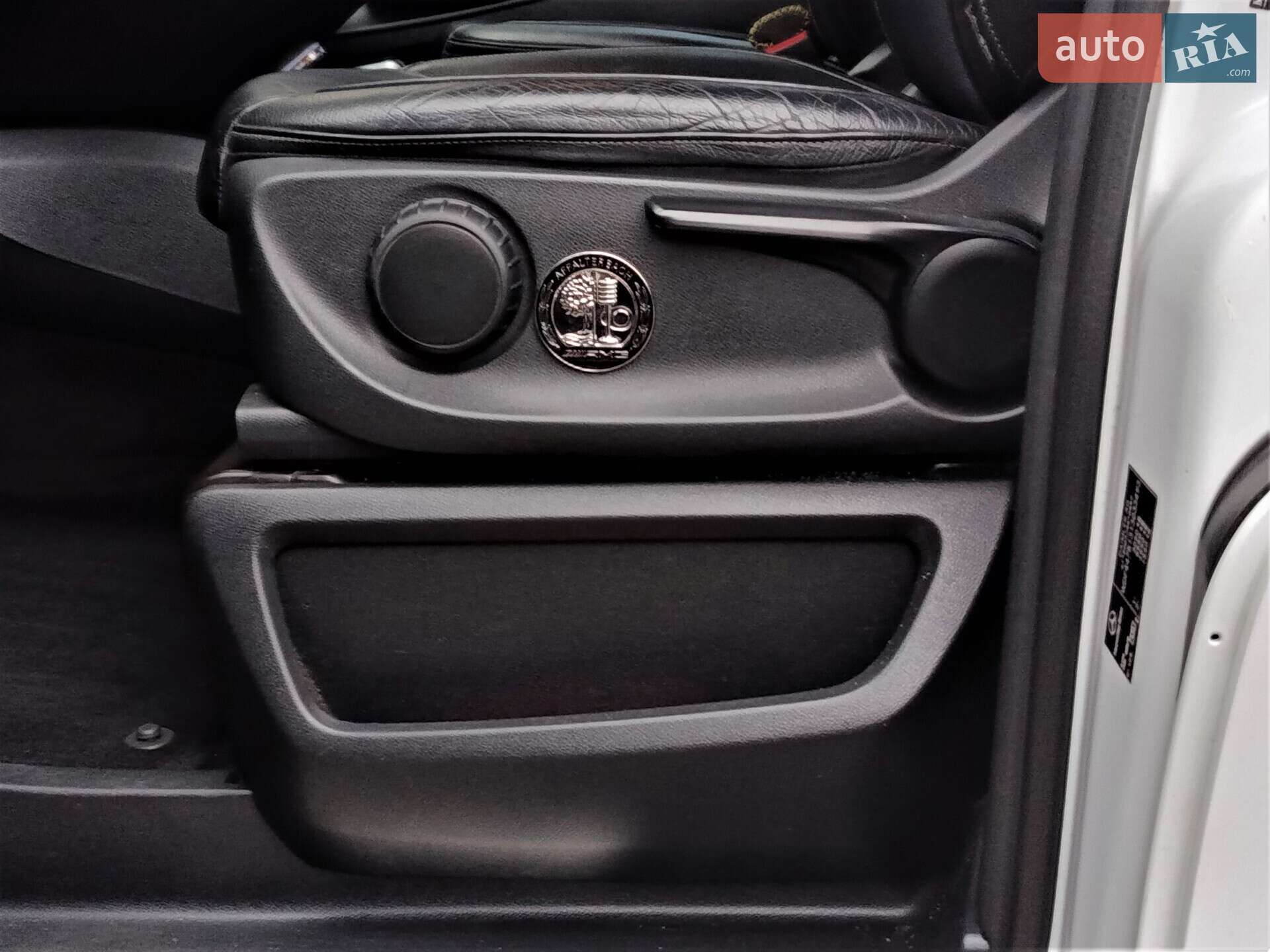 Mercedes-Benz V-Class 2015 VIN WDF44781313033493 фото оголошення 98 з 118