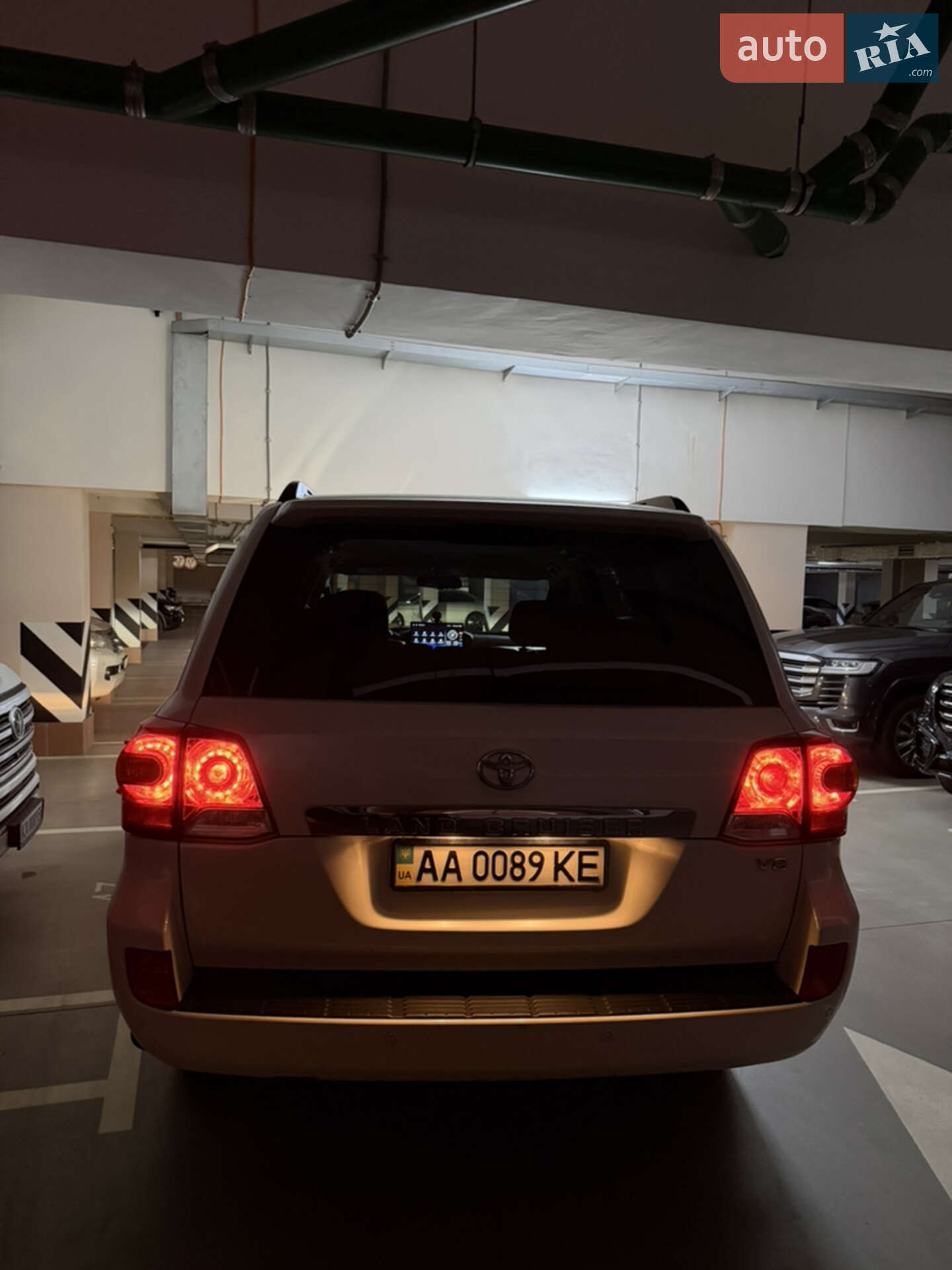 Toyota Land Cruiser 200 2013 VIN JTMHV05J404103842 фото оголошення 6 з 15