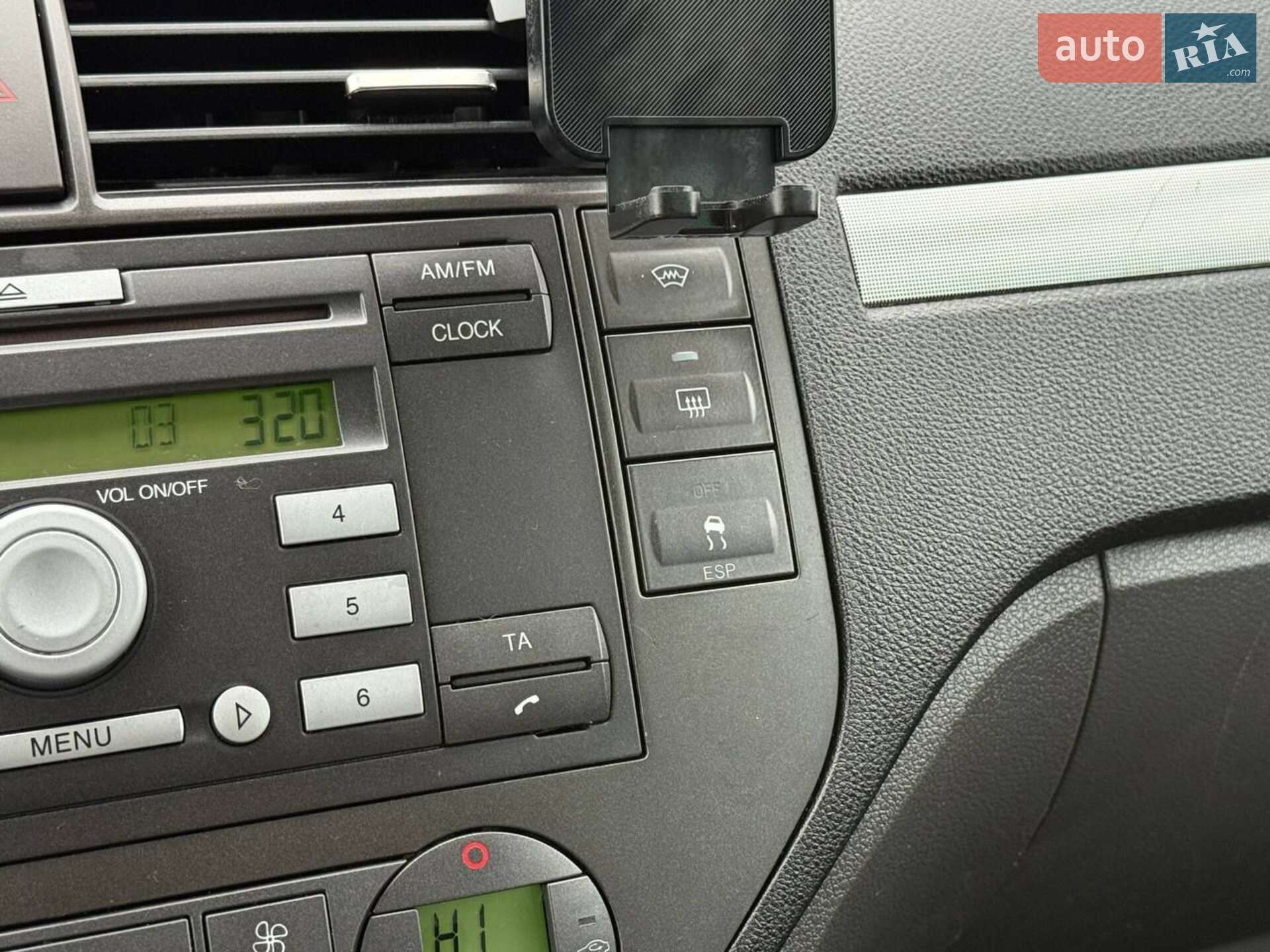 Ford Focus C-Max 2005 VIN WF0MXXGCDM5D17692 фото оголошення 10 з 44