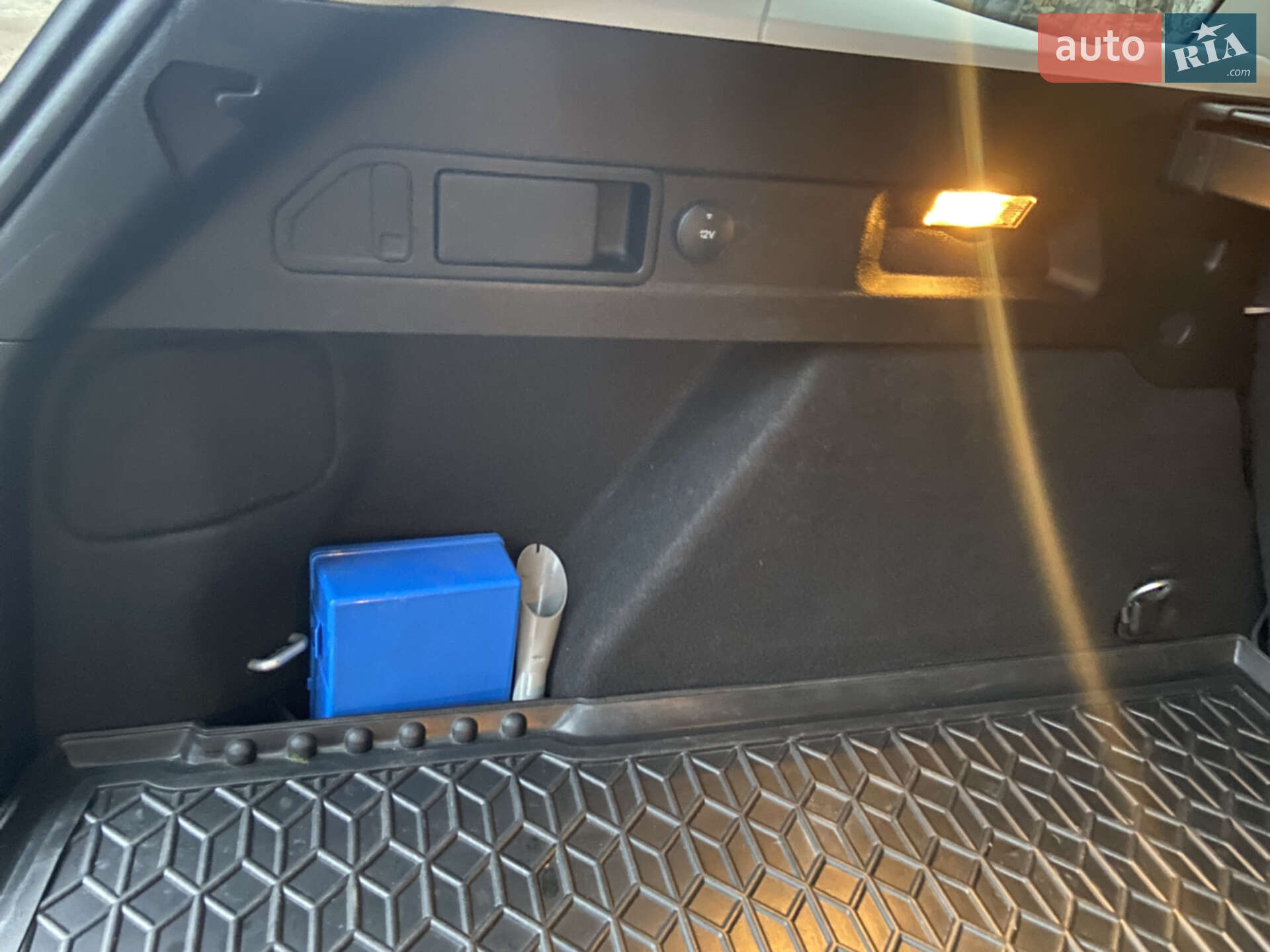 Ford Focus 2019 VIN WF0PXXGCHPKJ20346 фото оголошення 33 з 64