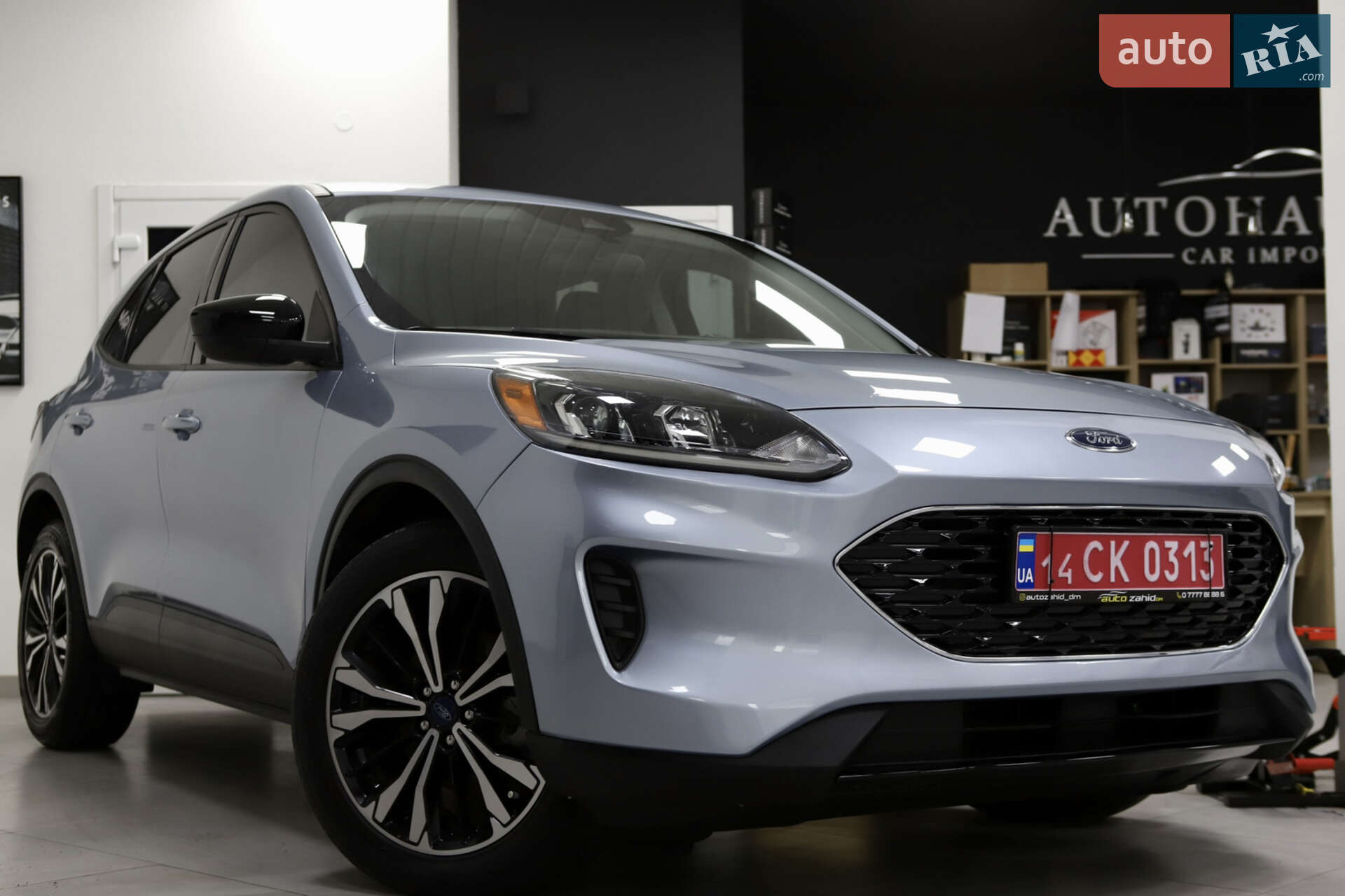 Ford Escape 2021 VIN 1FMCU0G67NUA10726 фото оголошення 2 з 122