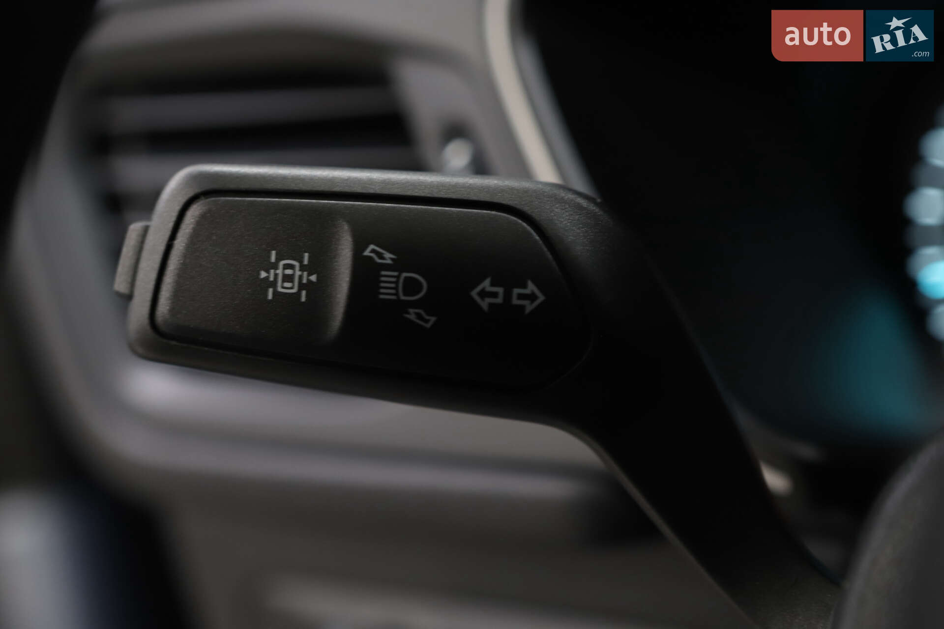 Ford Escape 2021 VIN 1FMCU0G67NUA10726 фото оголошення 77 з 122