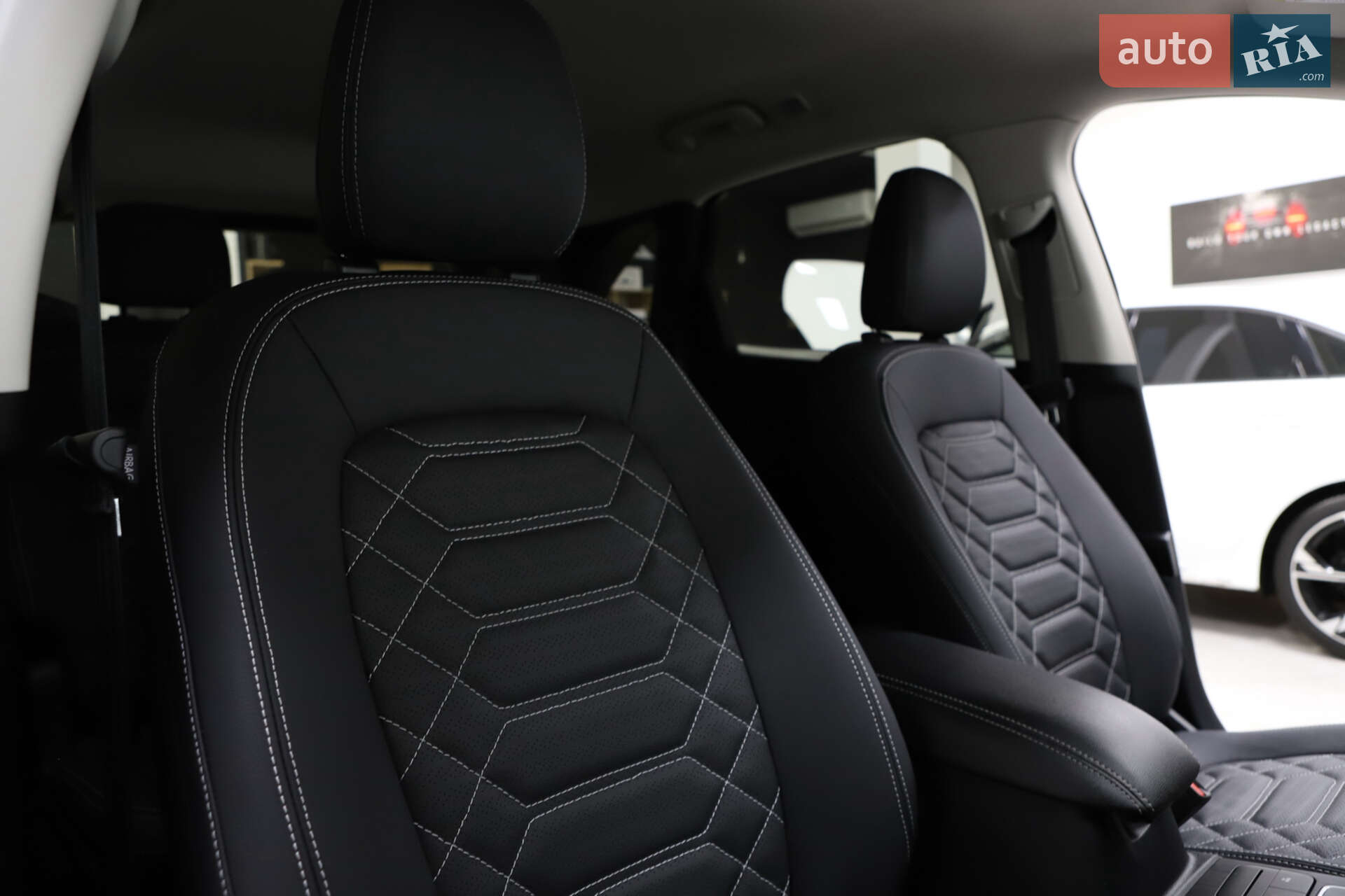 Ford Escape 2021 VIN 1FMCU0G67NUA10726 фото оголошення 99 з 122