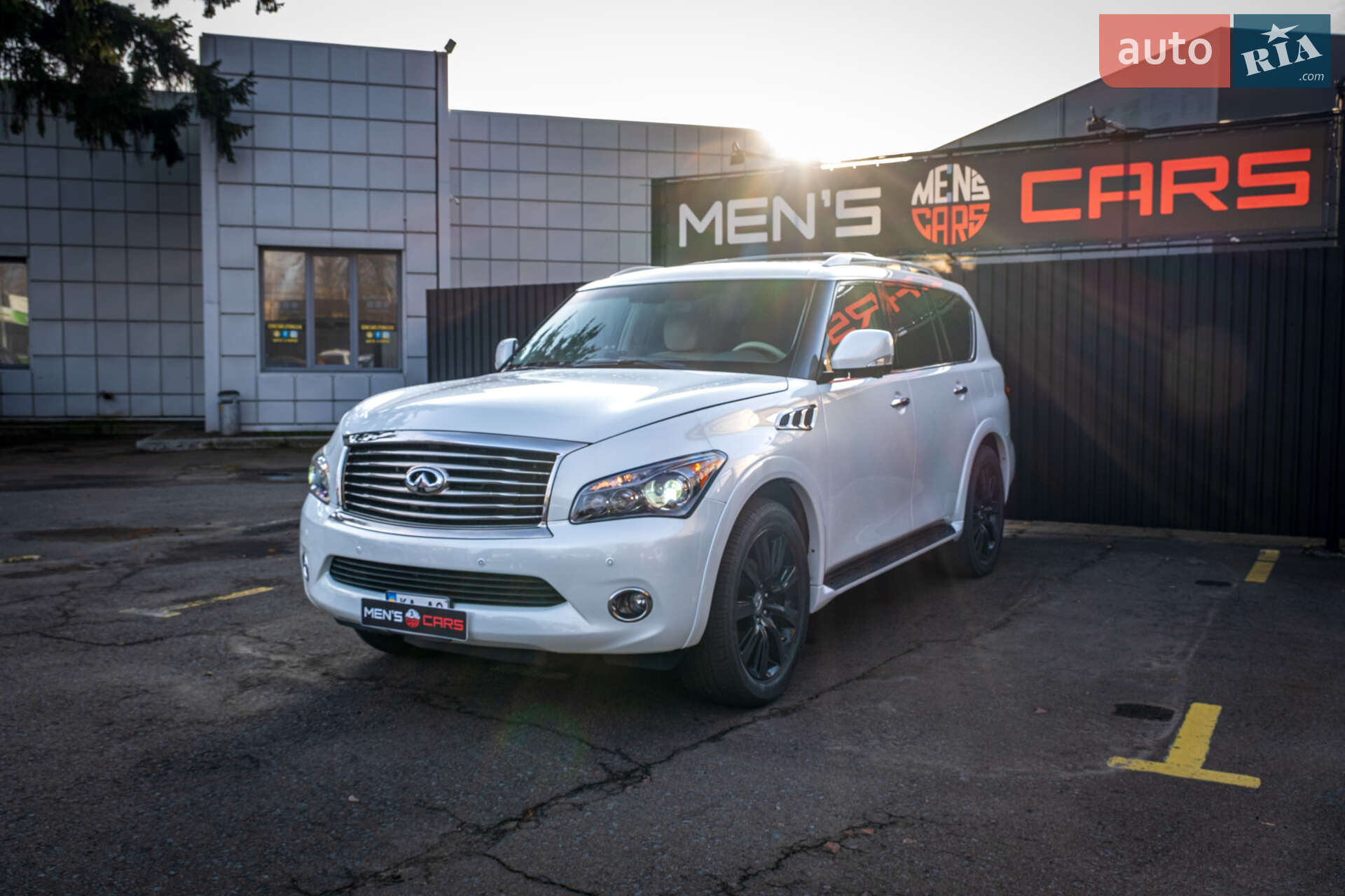 Infiniti QX80 2014 VIN JN8AZ2NC0E9352429 фото оголошення 4 з 47