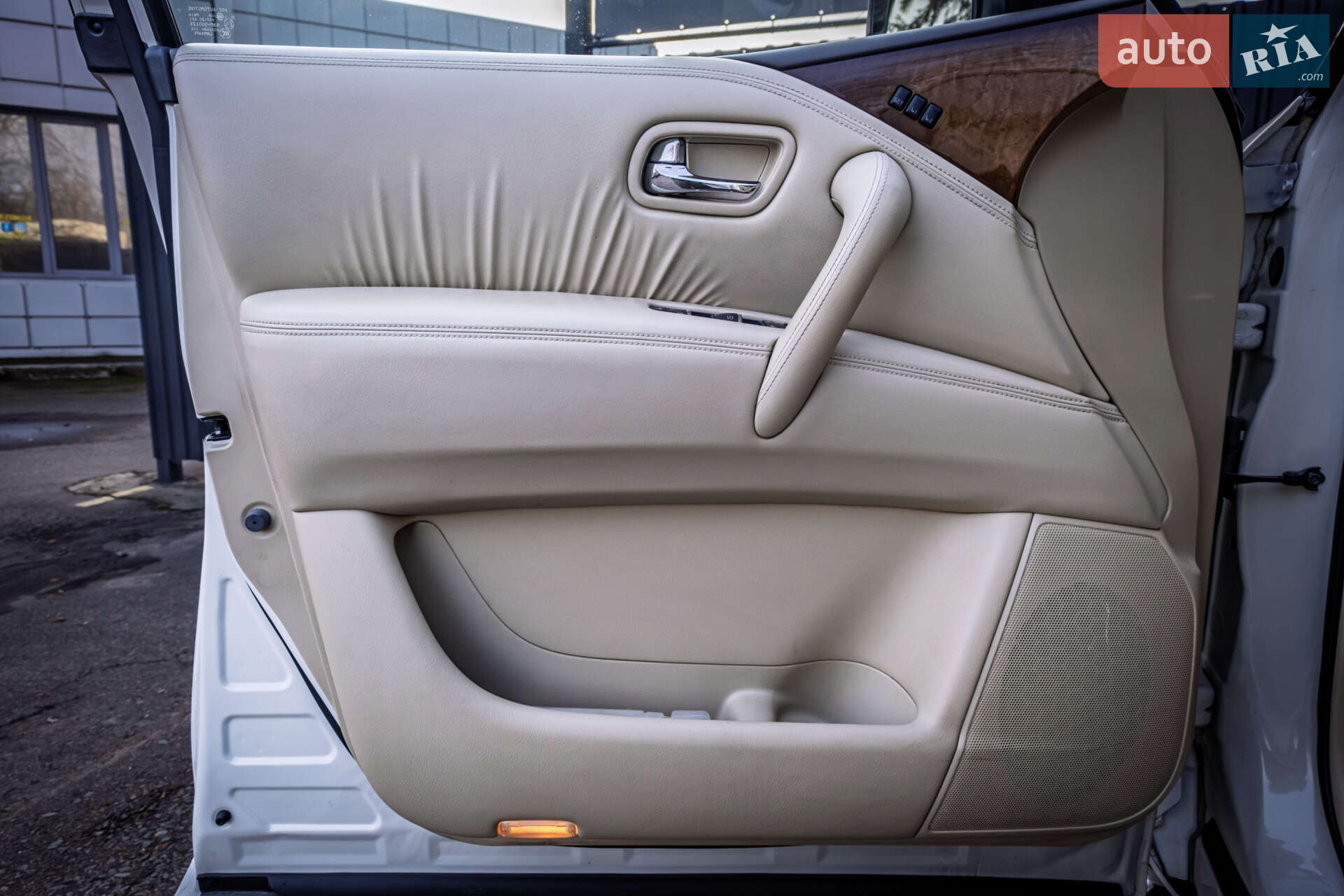Infiniti QX80 2014 VIN JN8AZ2NC0E9352429 фото оголошення 31 з 47