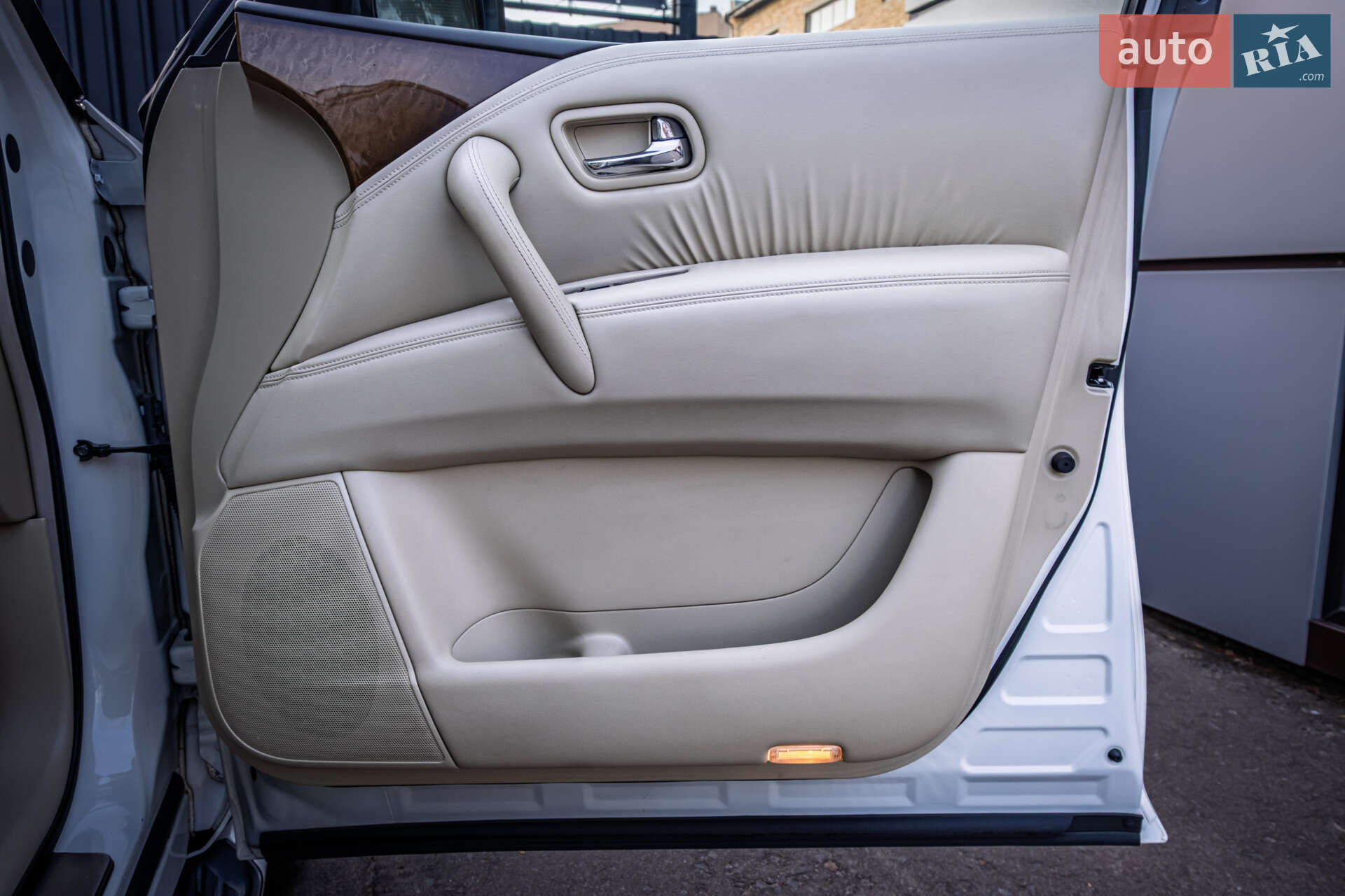 Infiniti QX80 2014 VIN JN8AZ2NC0E9352429 фото оголошення 32 з 47