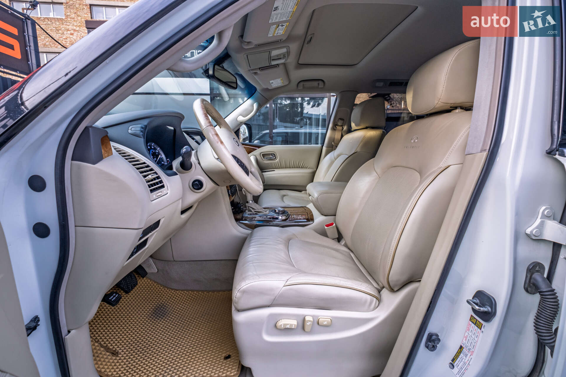 Infiniti QX80 2014 VIN JN8AZ2NC0E9352429 фото оголошення 28 з 47