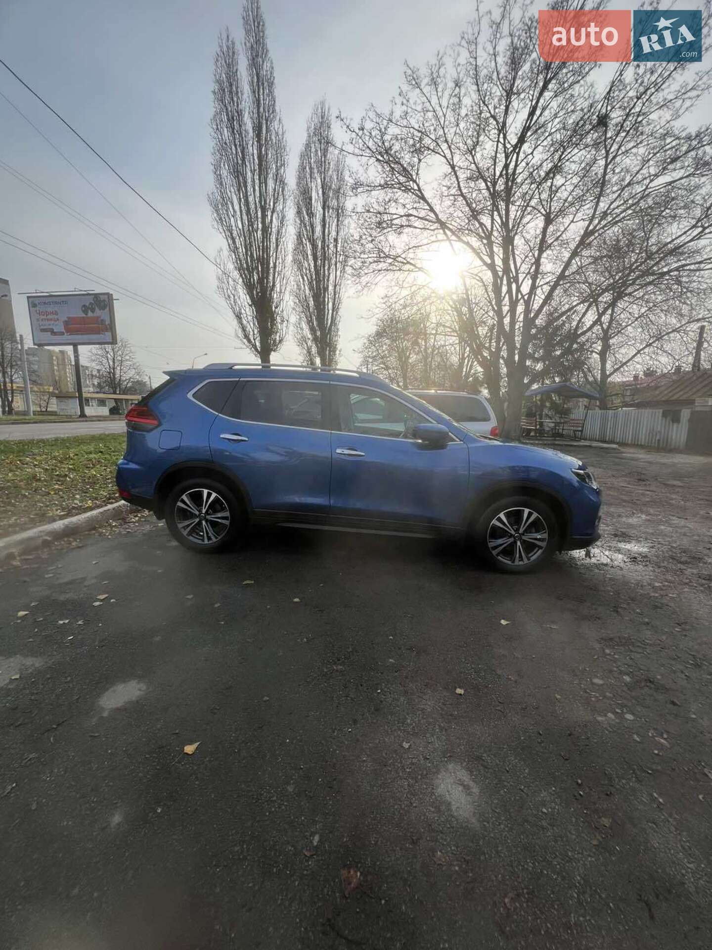 Nissan X-Trail 2017 VIN JN1TCAT32U0111945 фото оголошення 2 з 14
