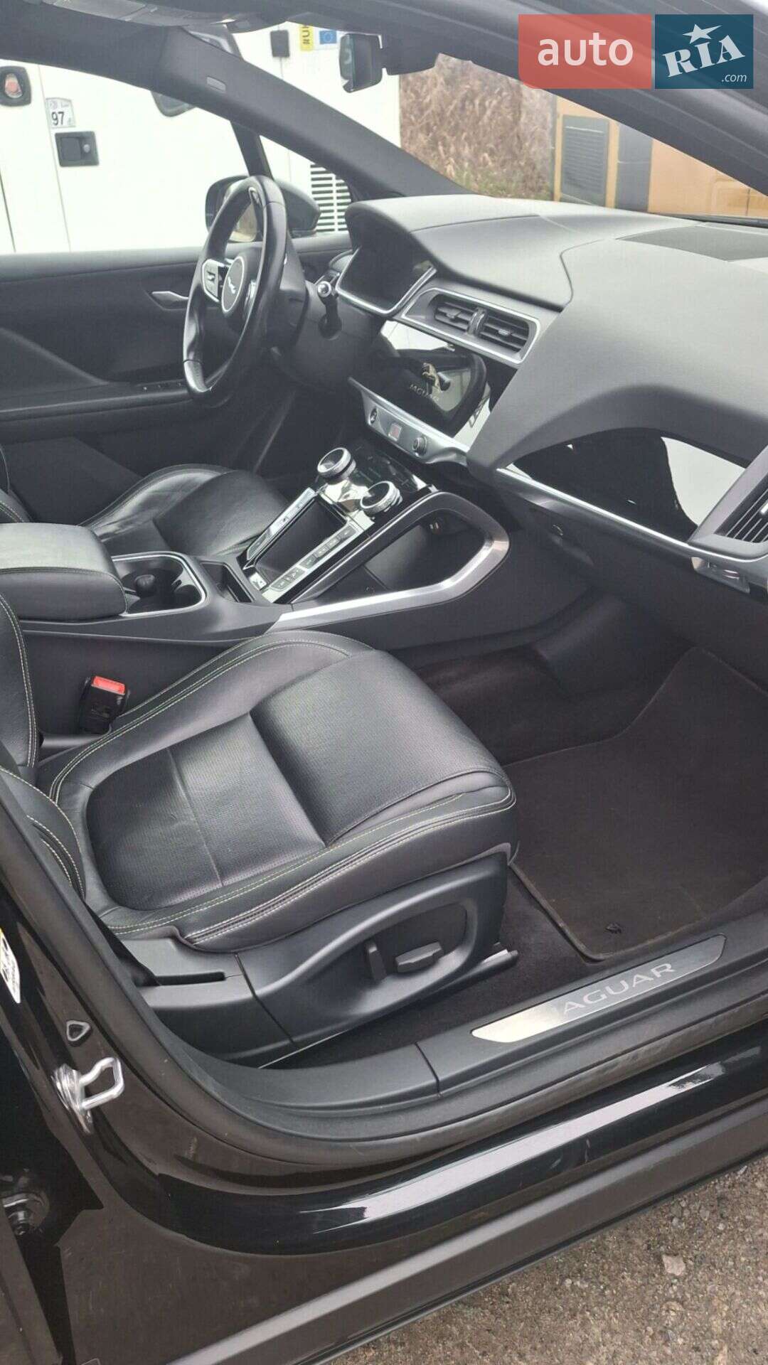 Jaguar I-Pace 2020 VIN SADHA2B14L1F79873 фото оголошення 5 з 7