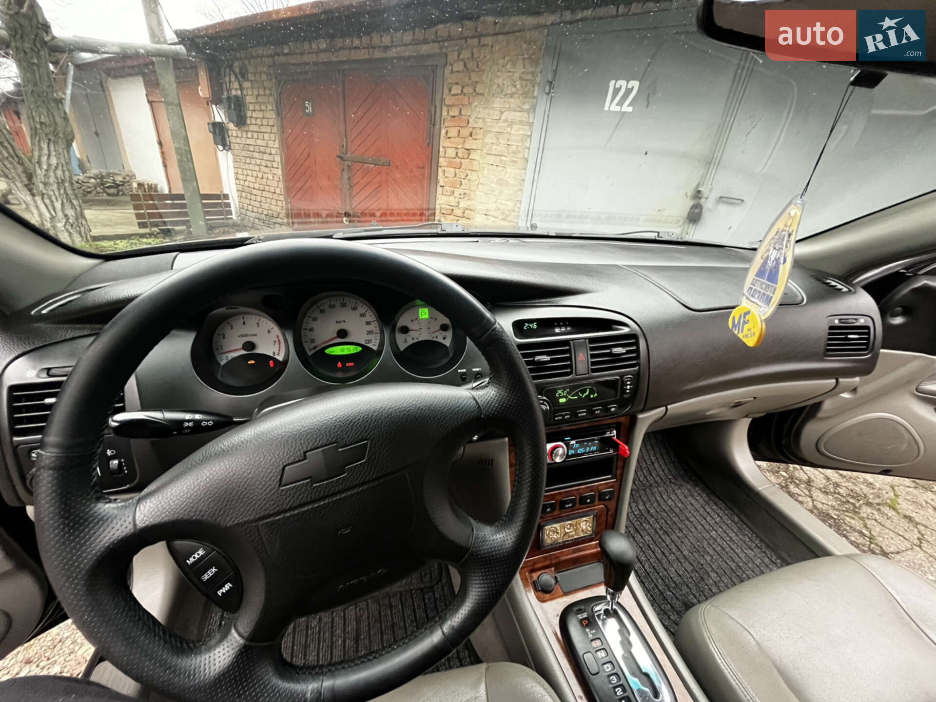 Chevrolet Evanda 2005 VIN Y6DLA69LE6B190797 фото оголошення 2 з 10
