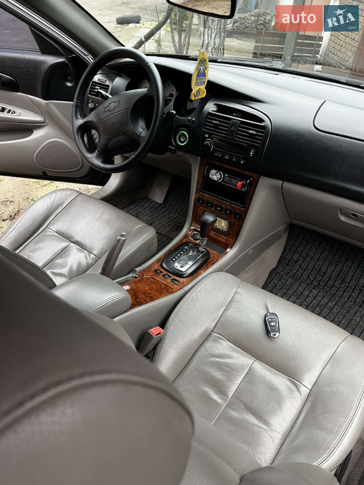 Chevrolet Evanda 2005 VIN Y6DLA69LE6B190797 фото оголошення 4 з 10