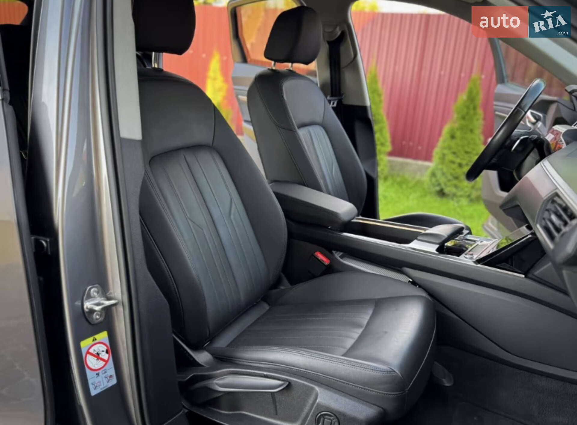 Audi e-tron 2020 VIN WAUZZZGE4LB036699 фото оголошення 30 з 31