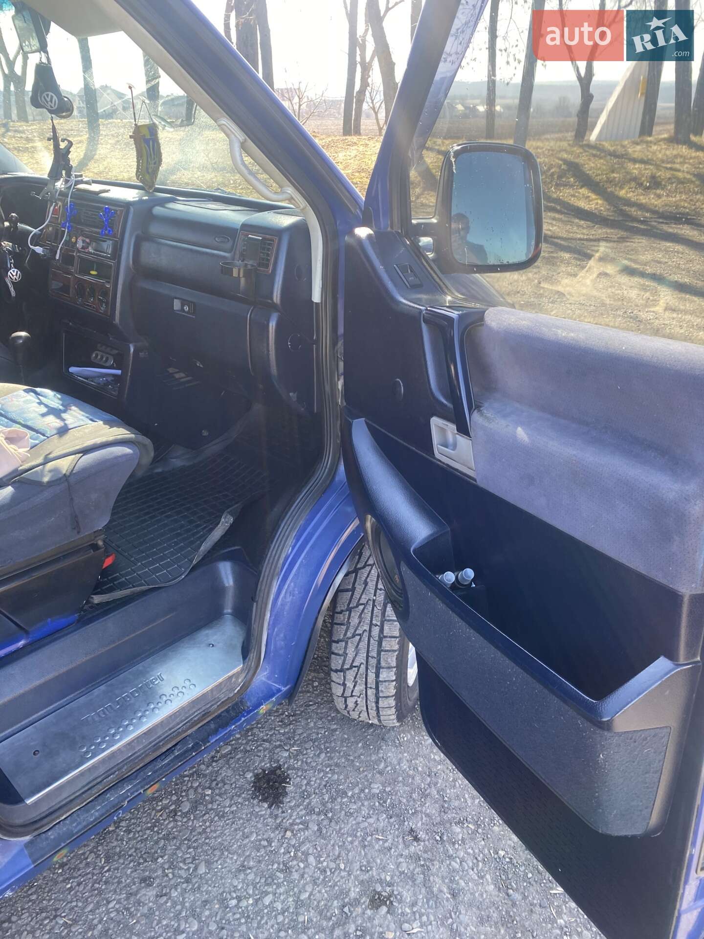 Volkswagen Transporter 2002 VIN WV1ZZZ70Z2H021855 фото оголошення 6 з 9