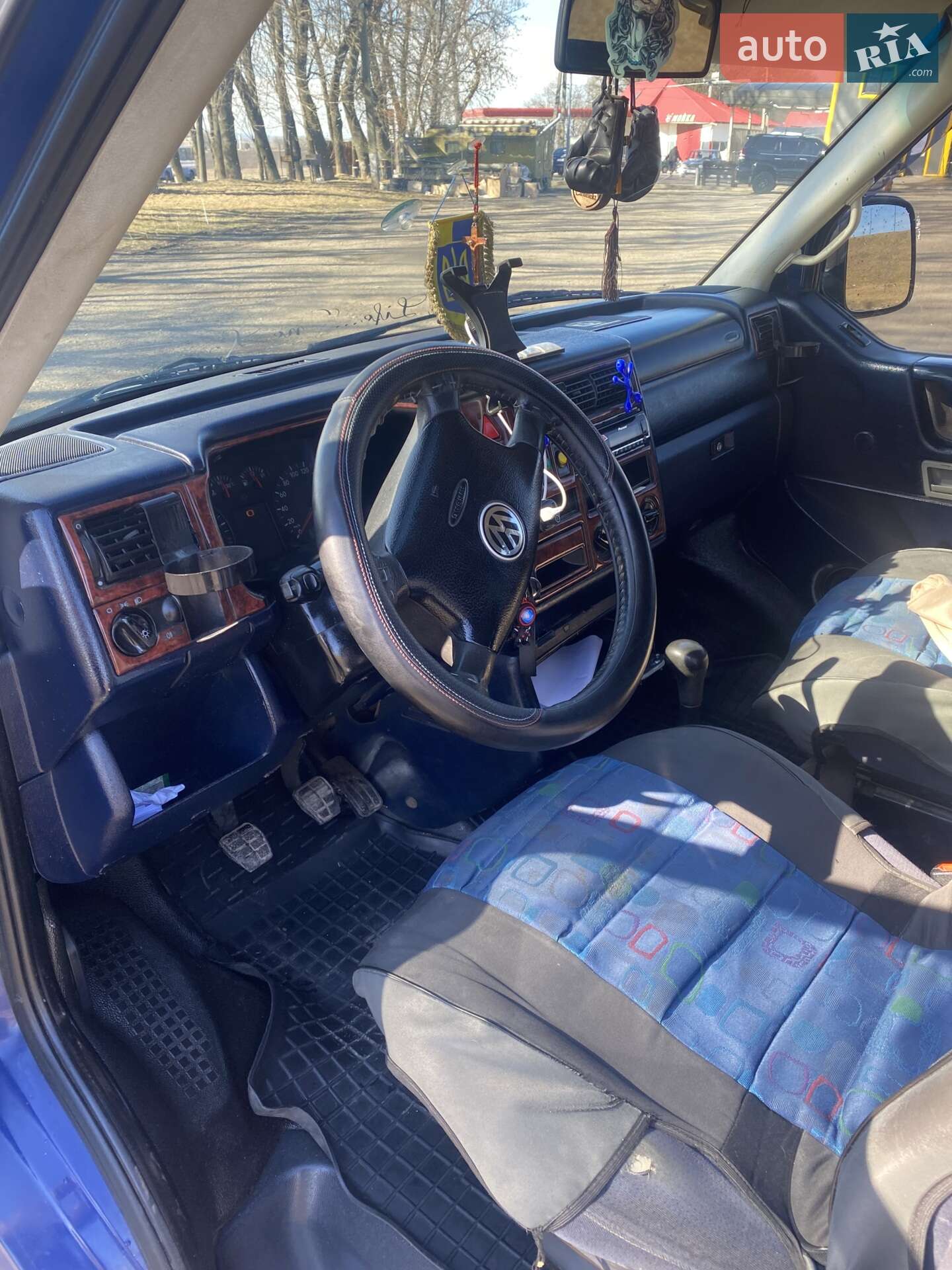 Volkswagen Transporter 2002 VIN WV1ZZZ70Z2H021855 фото оголошення 4 з 9