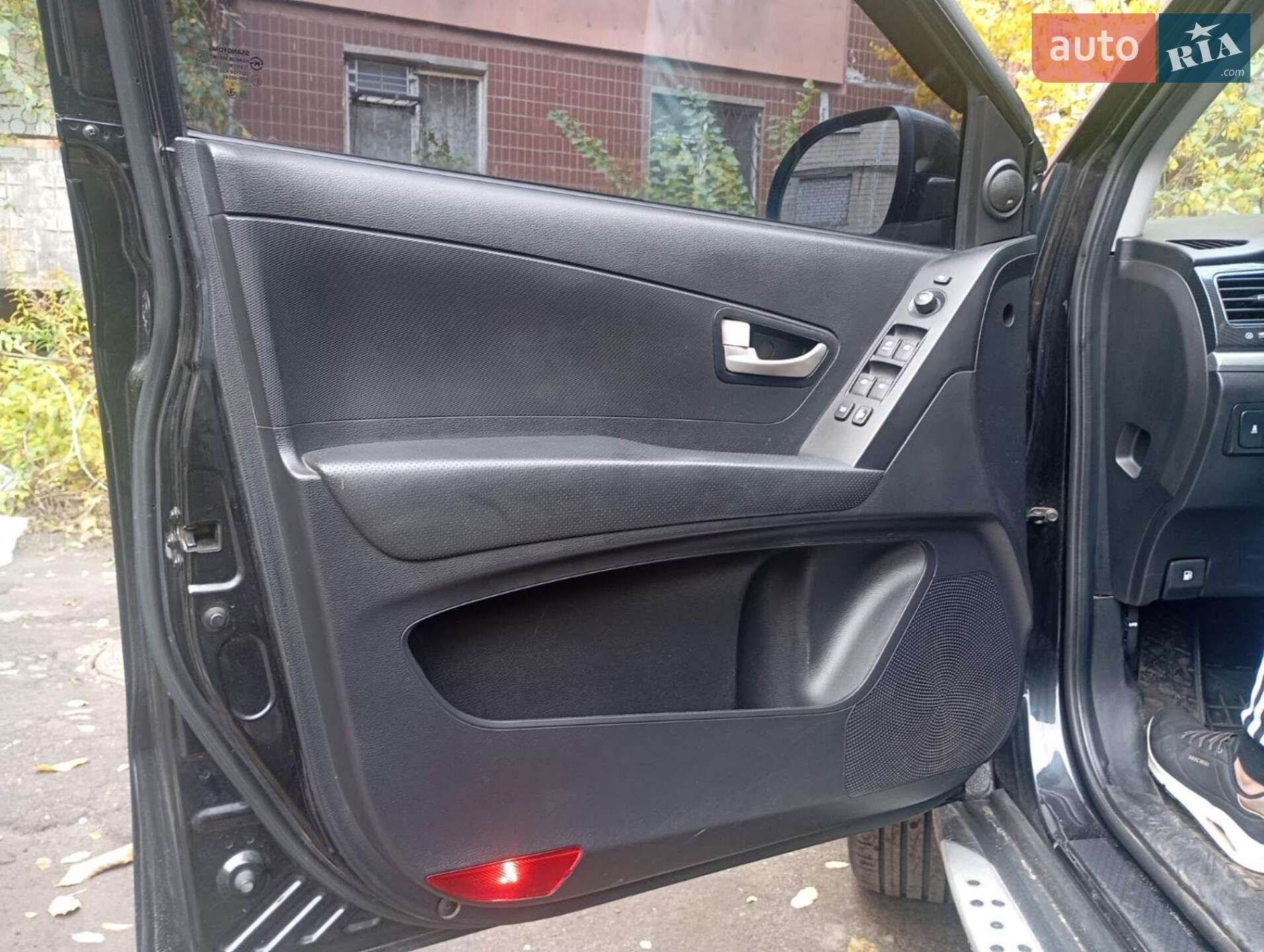 SsangYong Korando 2012 VIN Y7WCKSA40C0016382 фото оголошення 15 з 25