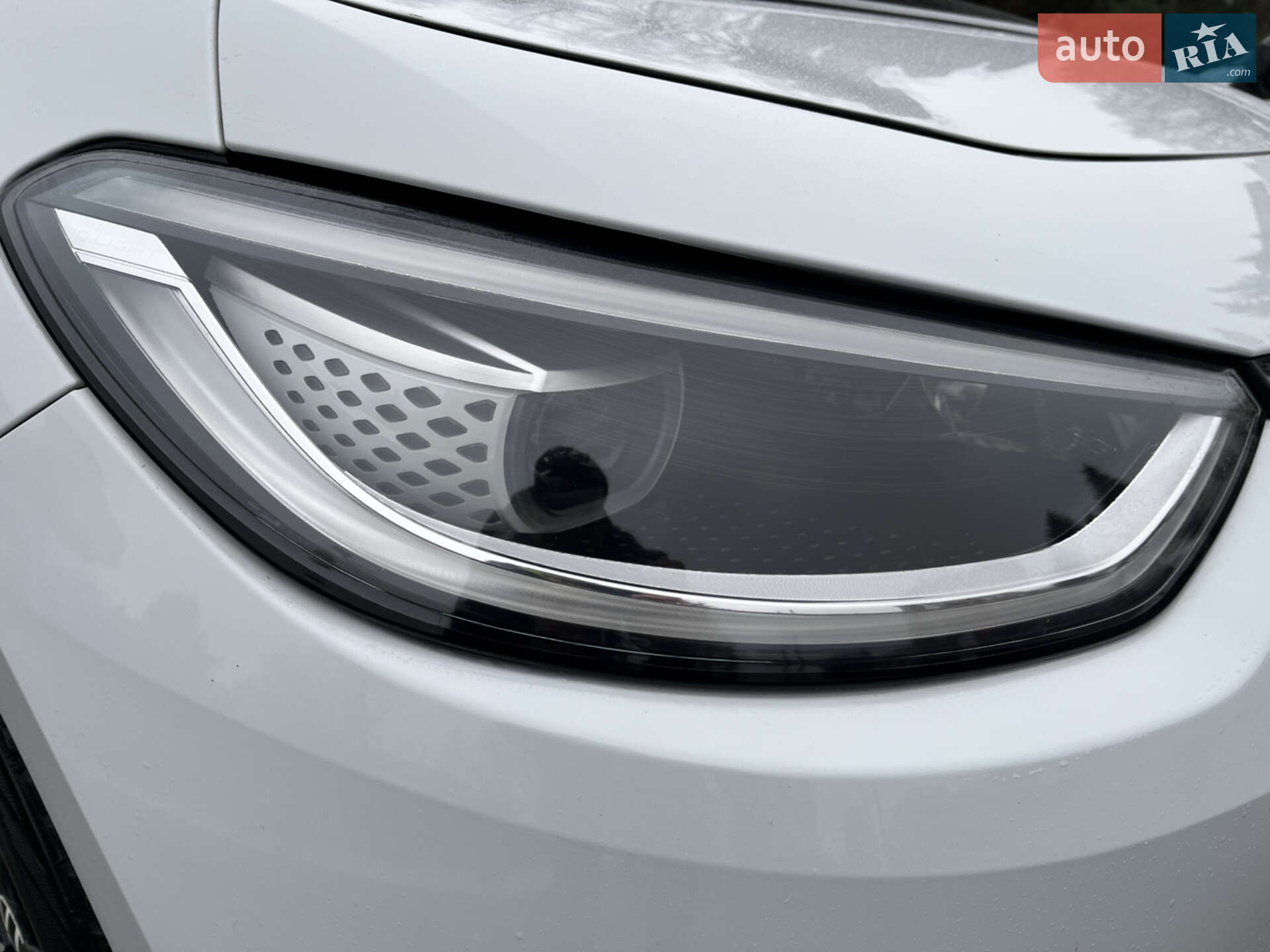 Volkswagen ID.3 2020 VIN WVWZZZE1ZLP017515 фото оголошення 10 з 23