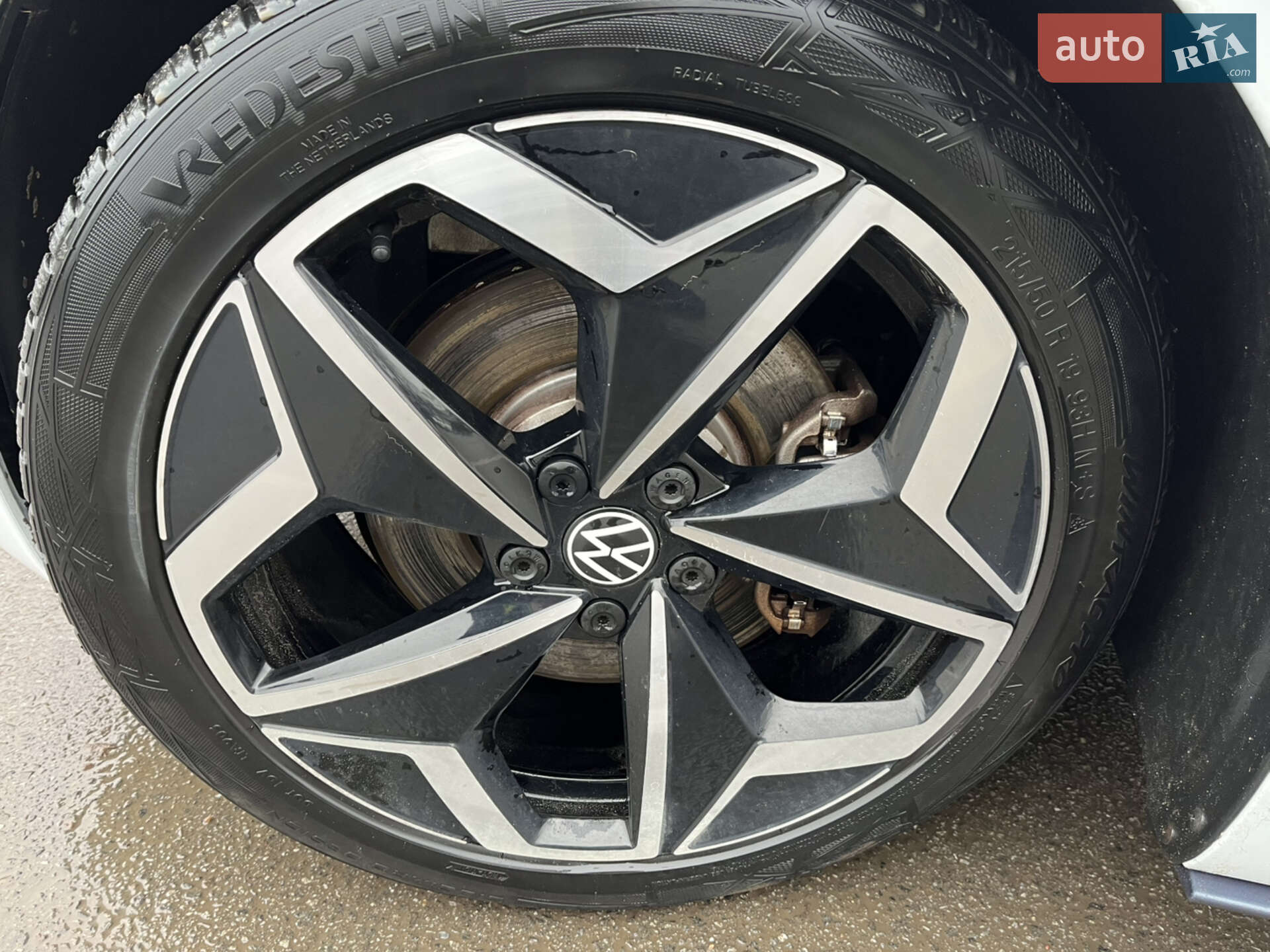 Volkswagen ID.3 2020 VIN WVWZZZE1ZLP017515 фото оголошення 18 з 23