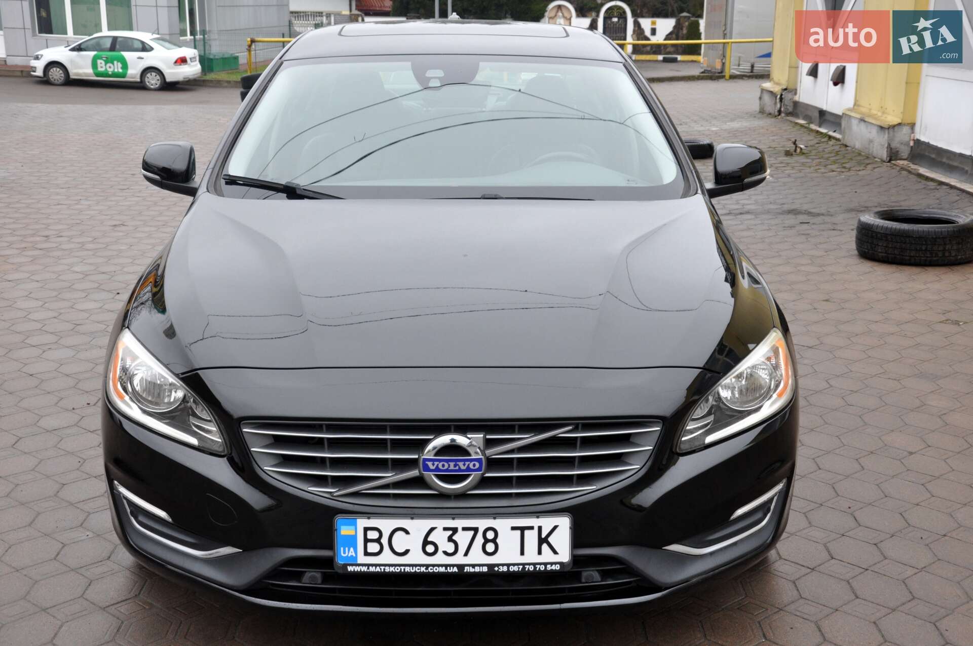 Volvo S60 2016 VIN YV126MFK6G2409720 фото оголошення 3 з 40