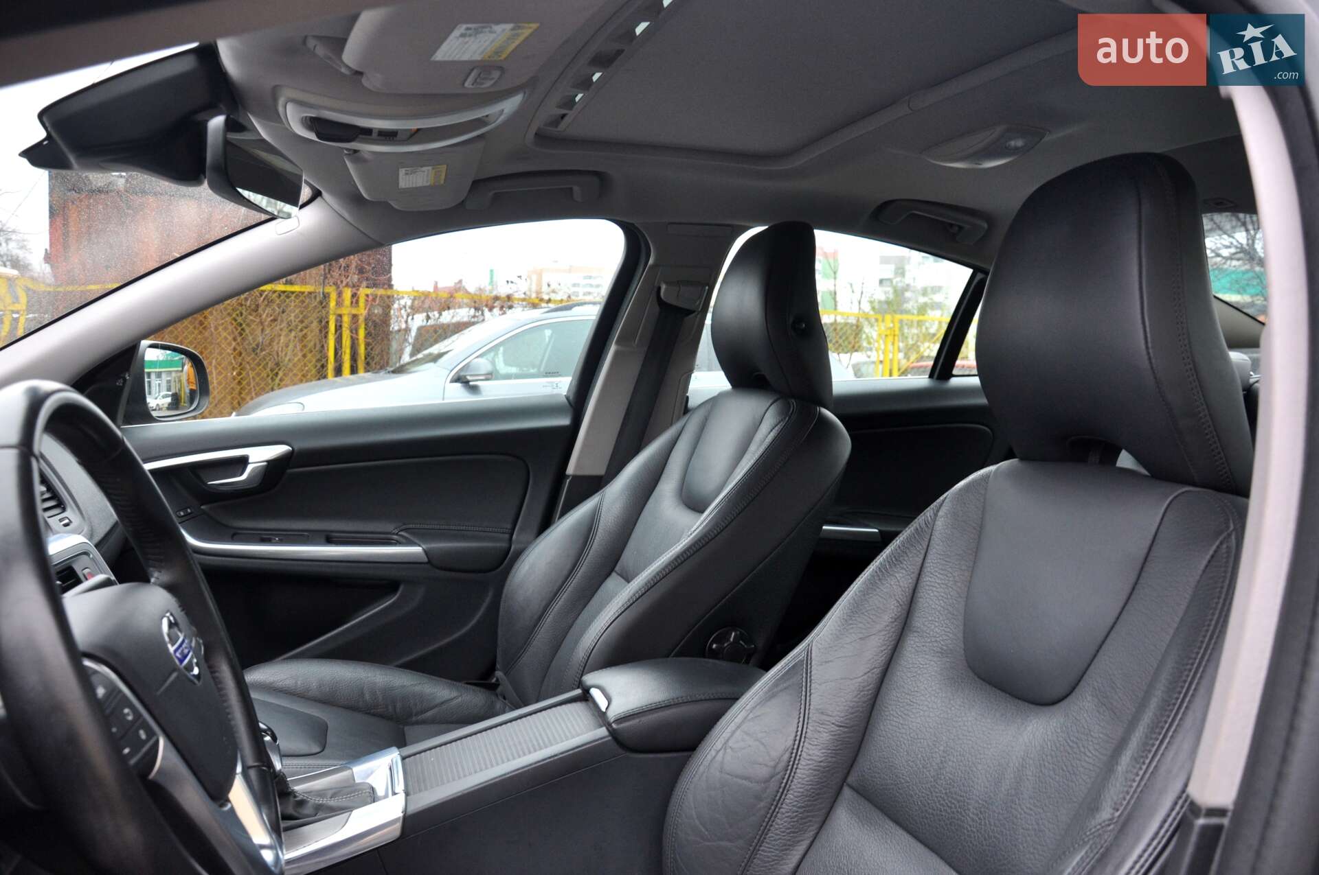 Volvo S60 2016 VIN YV126MFK6G2409720 фото оголошення 16 з 40