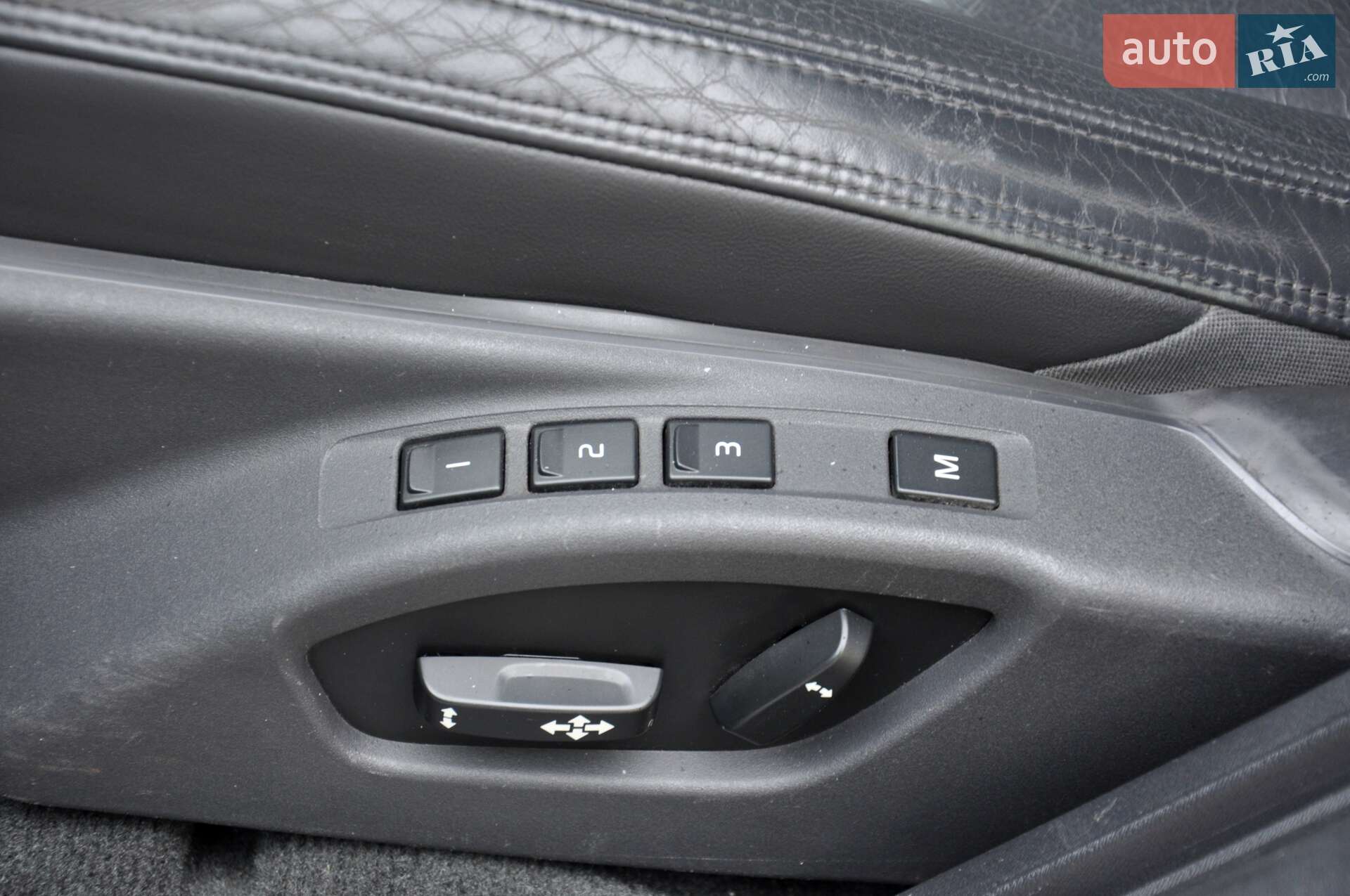 Volvo S60 2016 VIN YV126MFK6G2409720 фото оголошення 17 з 40