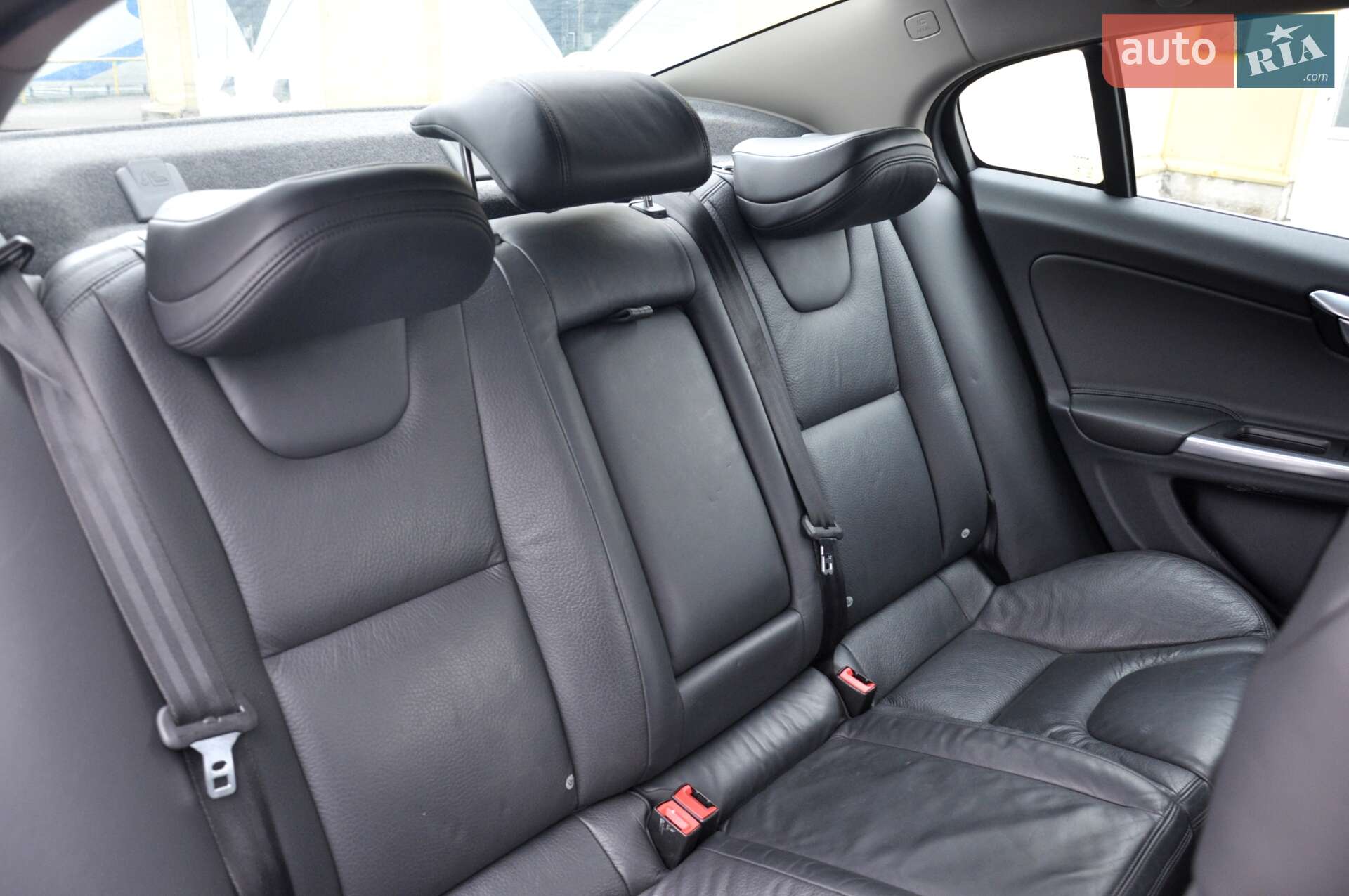 Volvo S60 2016 VIN YV126MFK6G2409720 фото оголошення 23 з 40