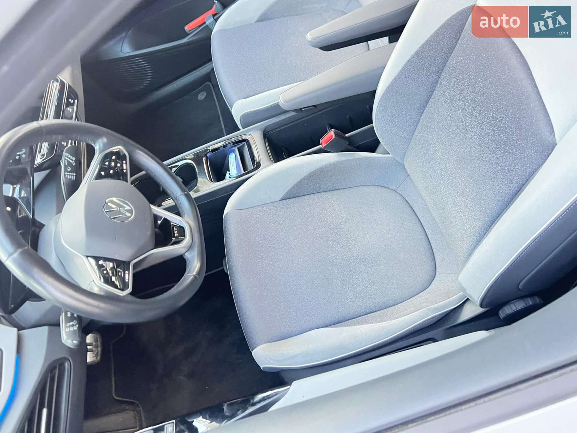 Volkswagen ID.3 2020 VIN WVWZZZE1ZLP017515 фото оголошення 19 з 23