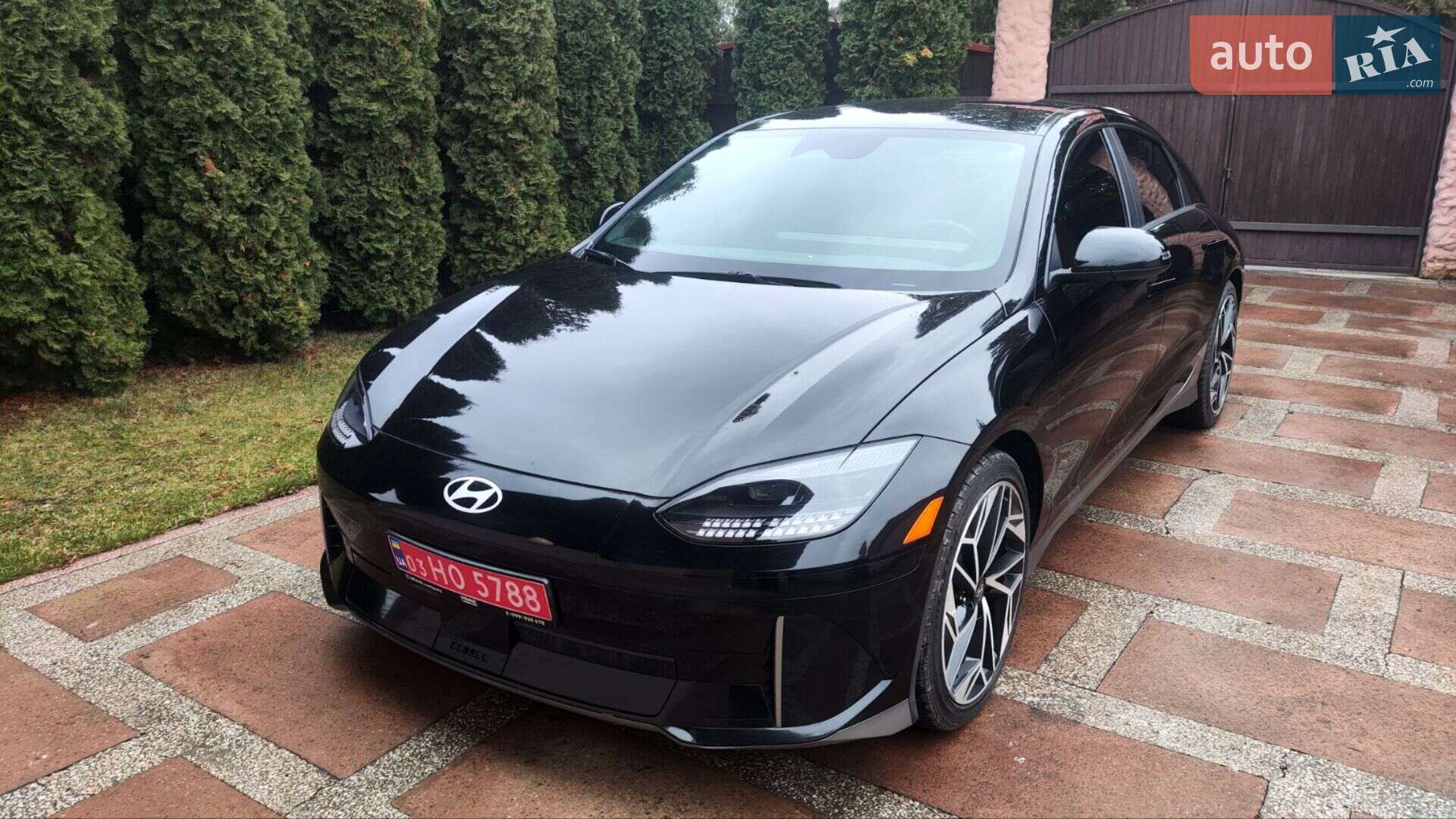 Hyundai Ioniq 6 2023 VIN KMHM34AA6PA037206 фото оголошення 6 з 11
