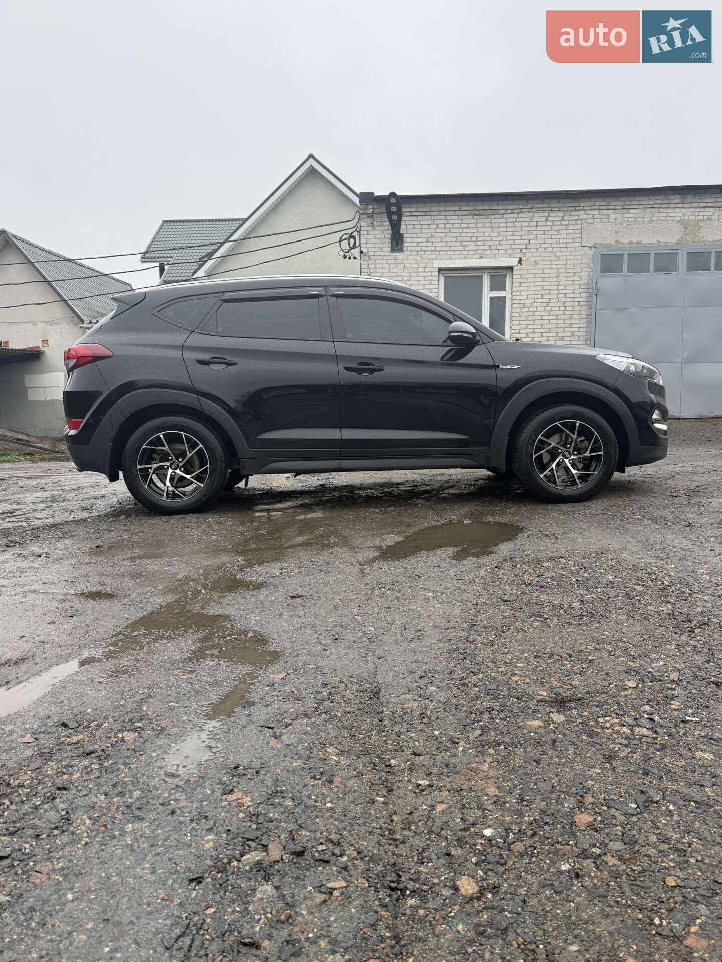 Hyundai Tucson 2017 VIN KMHJ3815GJU518867 фото оголошення 8 з 9