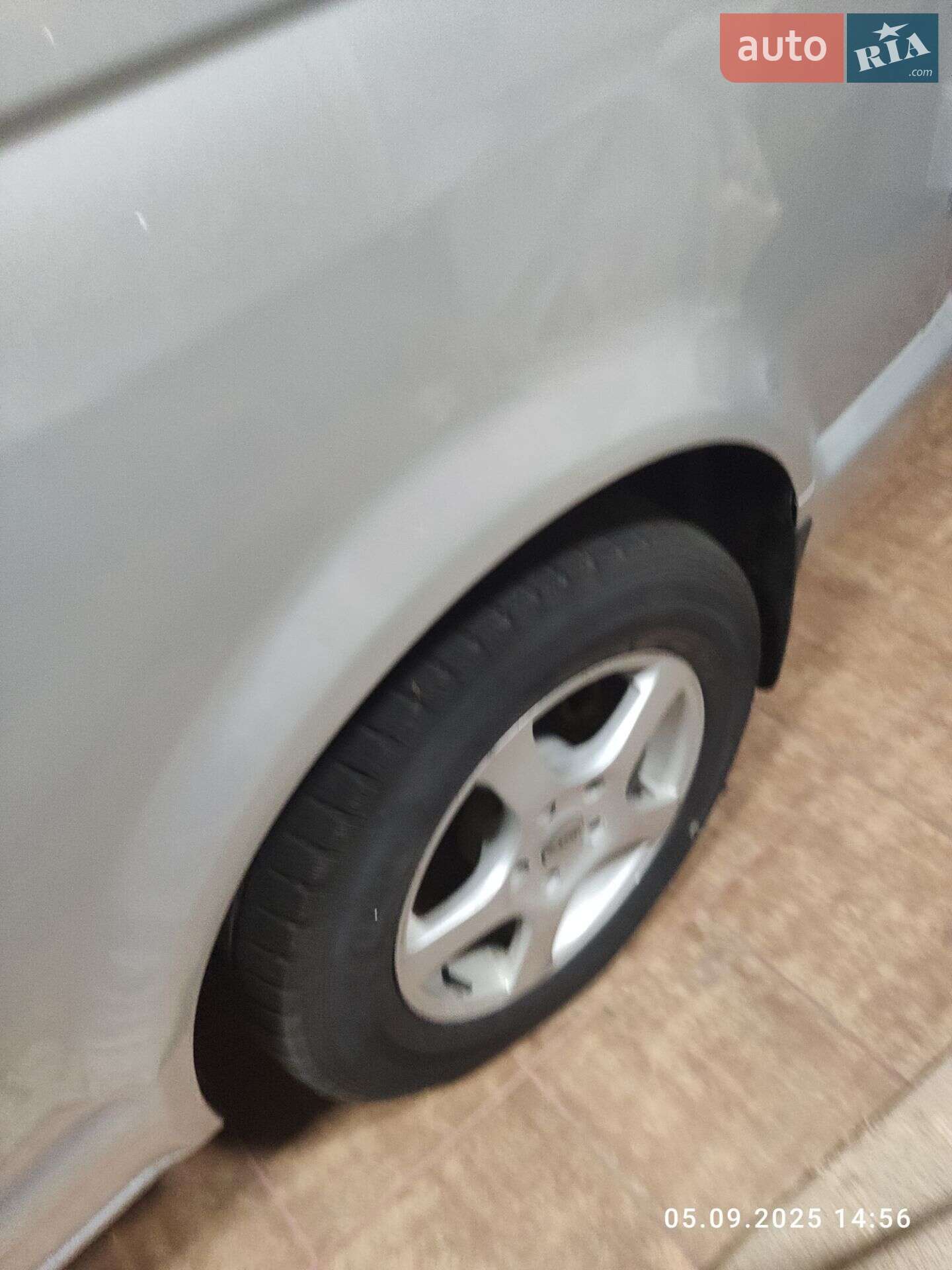 Volkswagen Transporter 2005 VIN WV1ZZZ7HZ5H077843 фото оголошення 16 з 30
