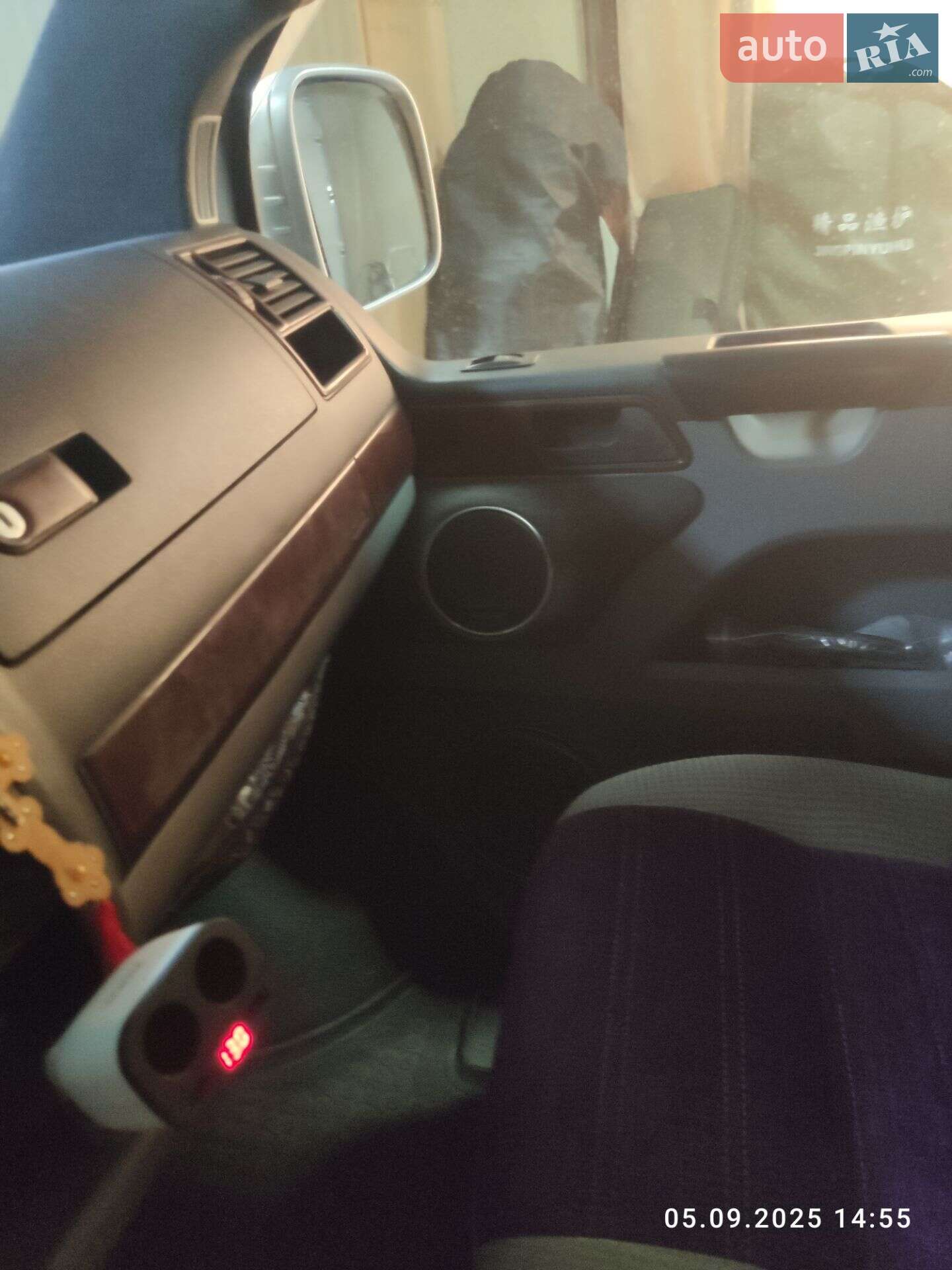 Volkswagen Transporter 2005 VIN WV1ZZZ7HZ5H077843 фото оголошення 22 з 30