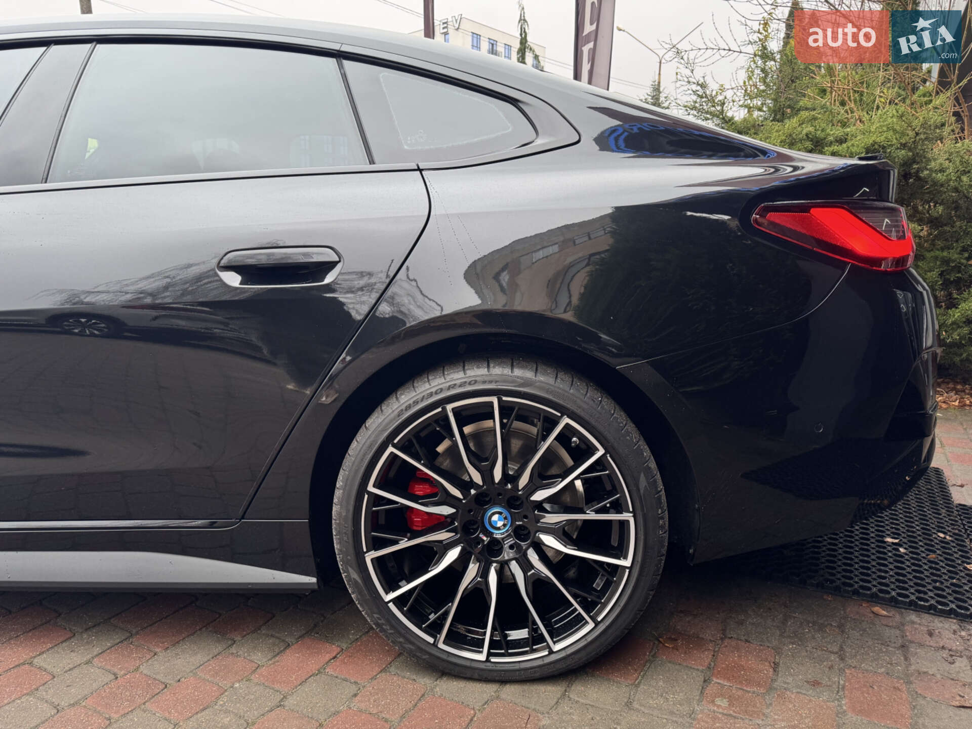 BMW i4 2024 VIN WBY33AW03RFS94052 фото оголошення 17 з 39