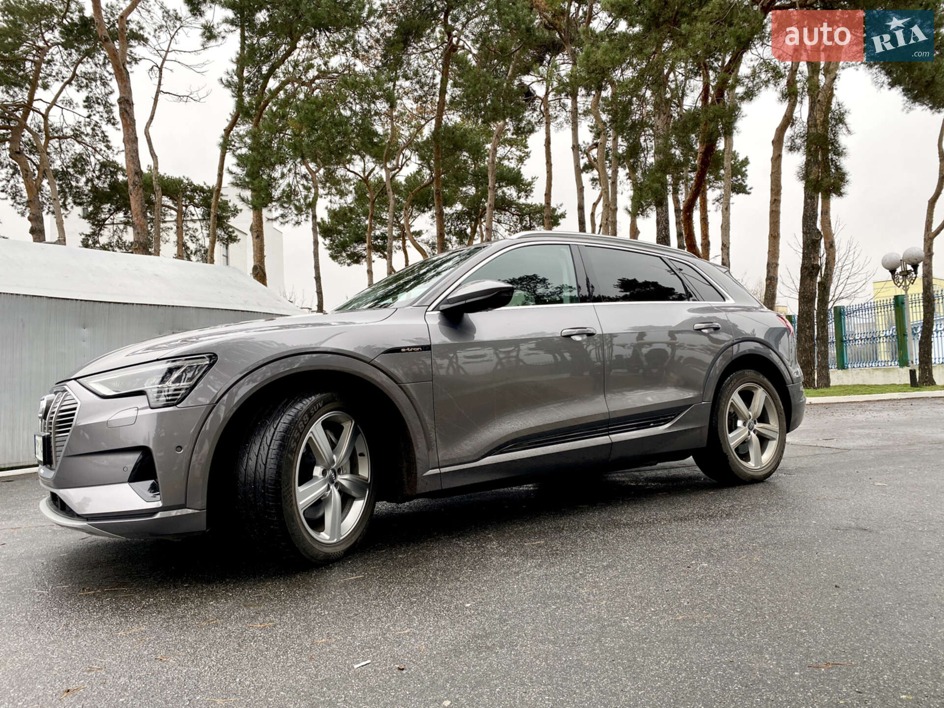 Audi e-tron 2020 VIN WAUZZZGE4LB036699 фото оголошення 6 з 31