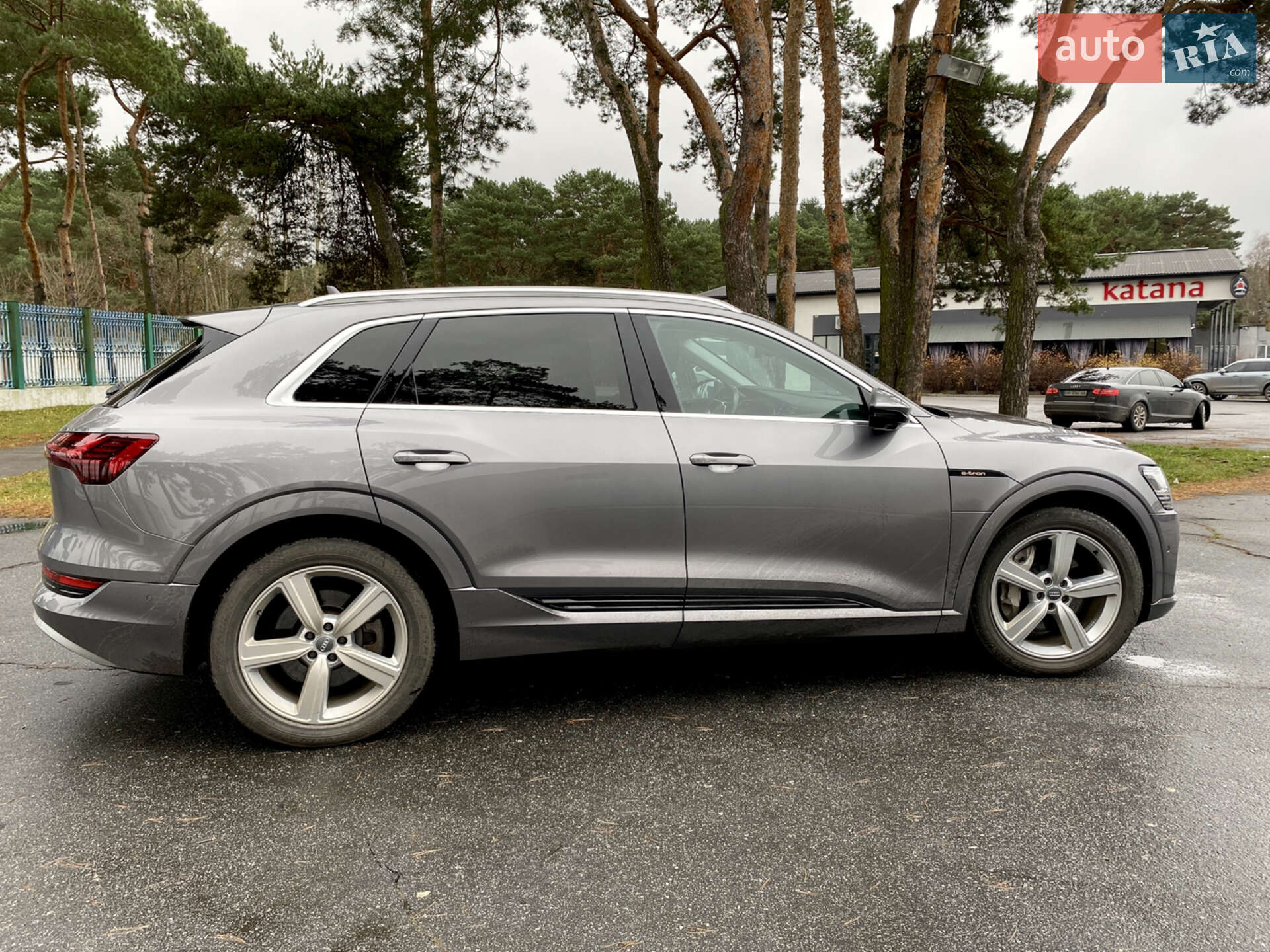 Audi e-tron 2020 VIN WAUZZZGE4LB036699 фото оголошення 8 з 31