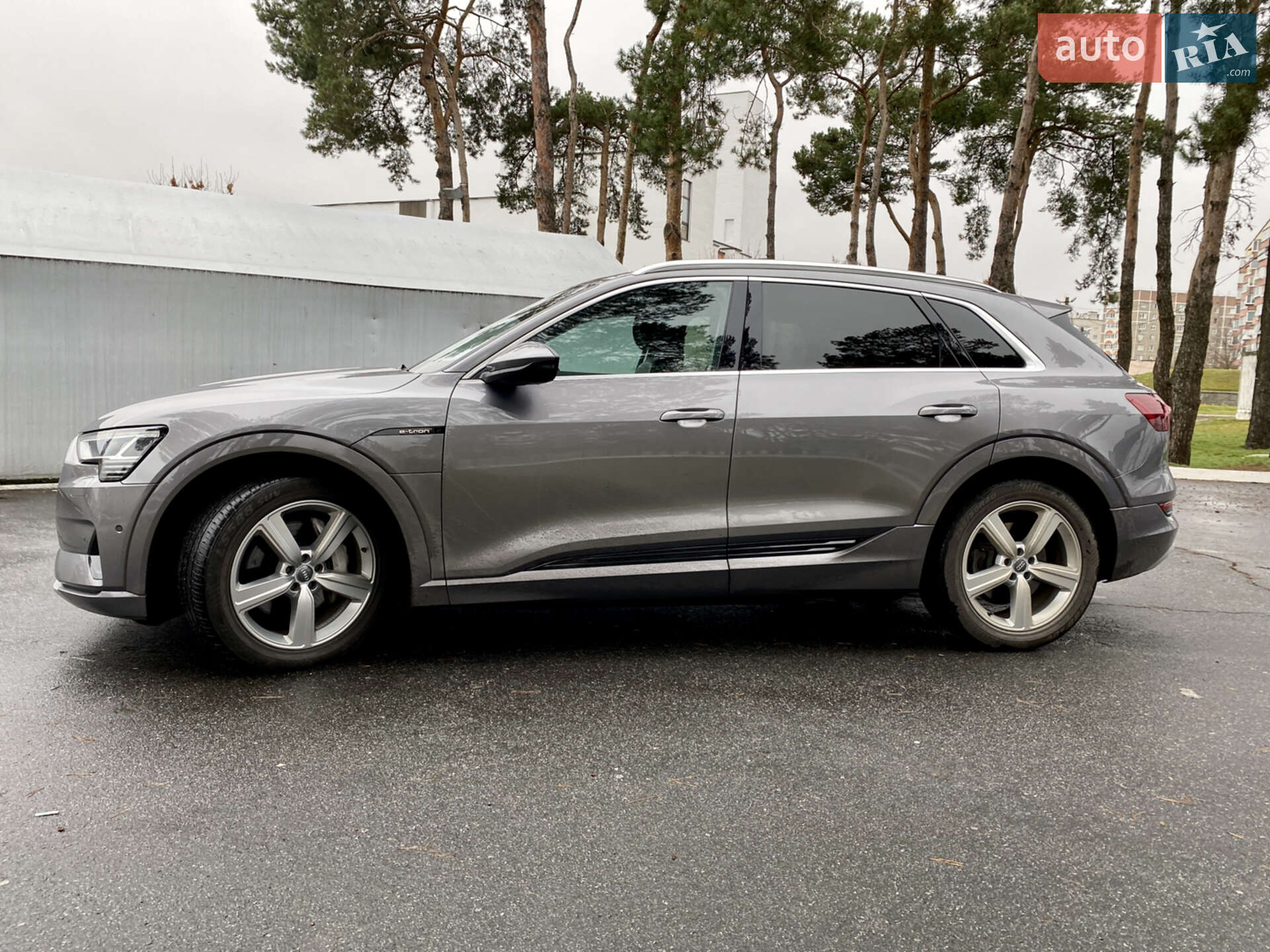 Audi e-tron 2020 VIN WAUZZZGE4LB036699 фото оголошення 9 з 31