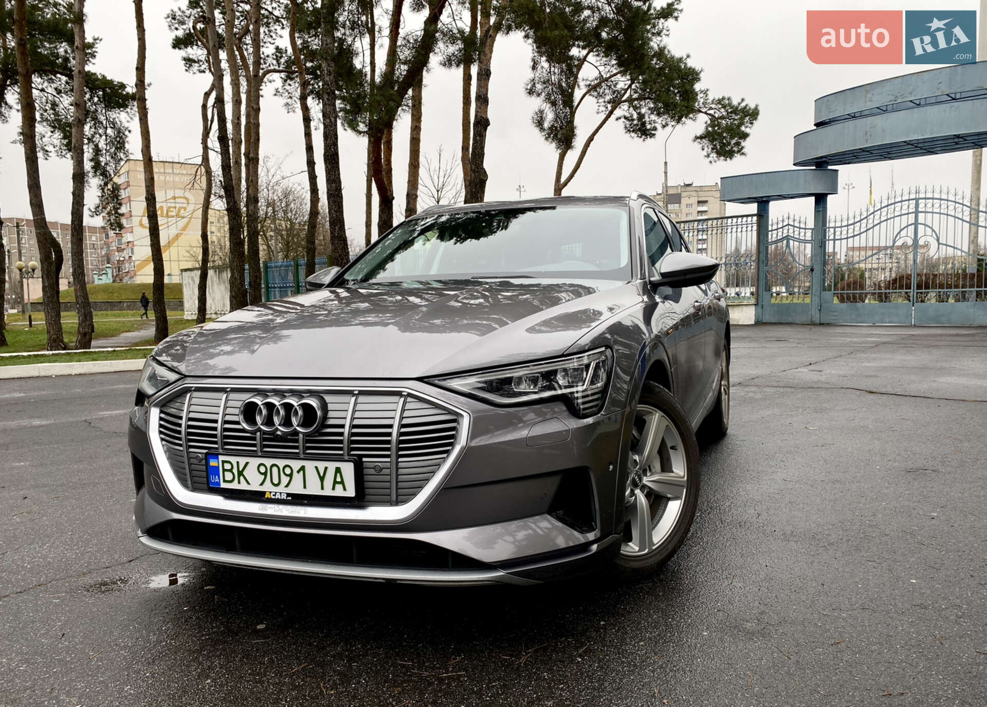 Audi e-tron 2020 VIN WAUZZZGE4LB036699 фото оголошення 16 з 31
