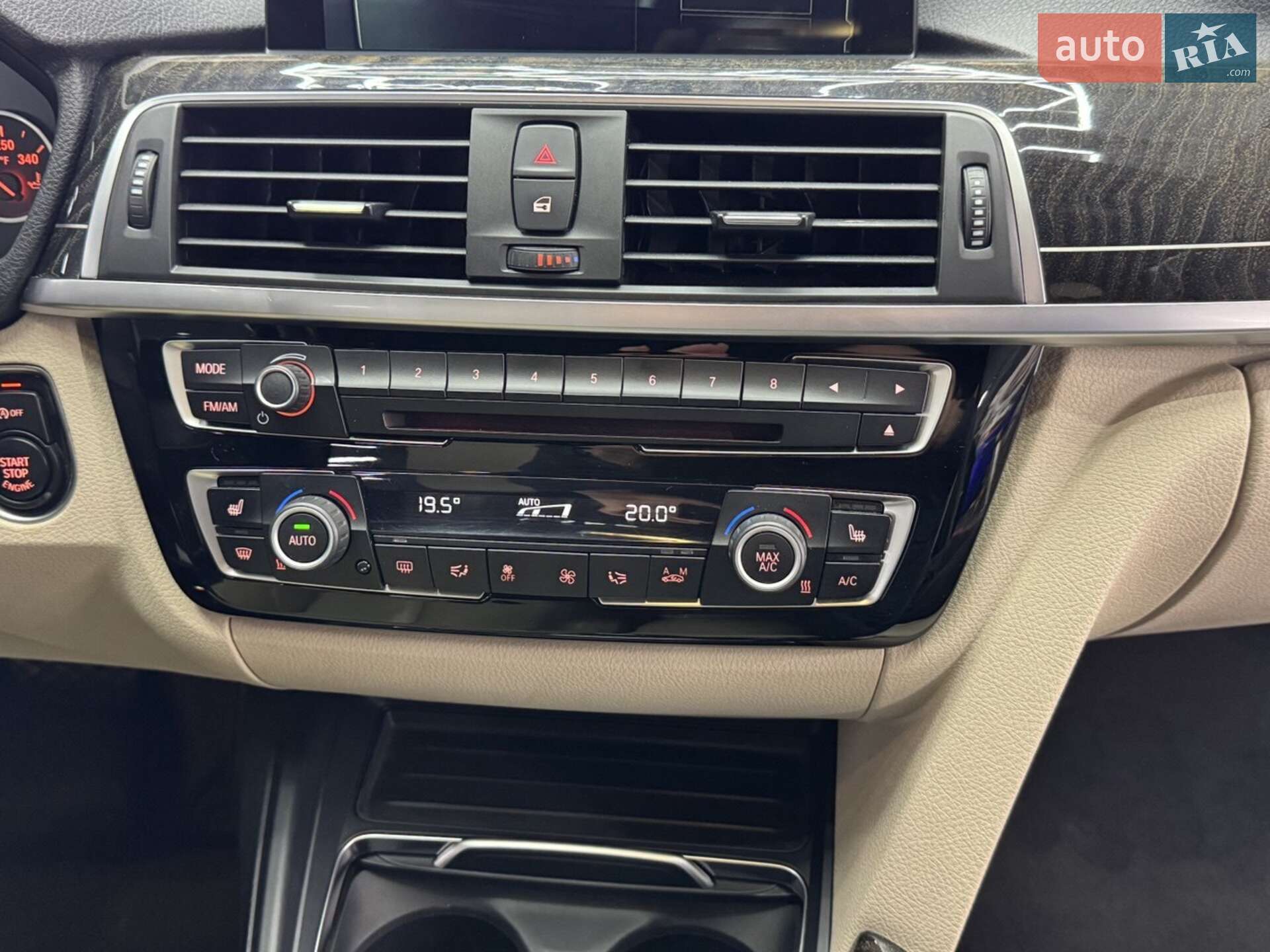 BMW 3 Series 2017 VIN WBA8D9C55HK677545 фото оголошення 17 з 24