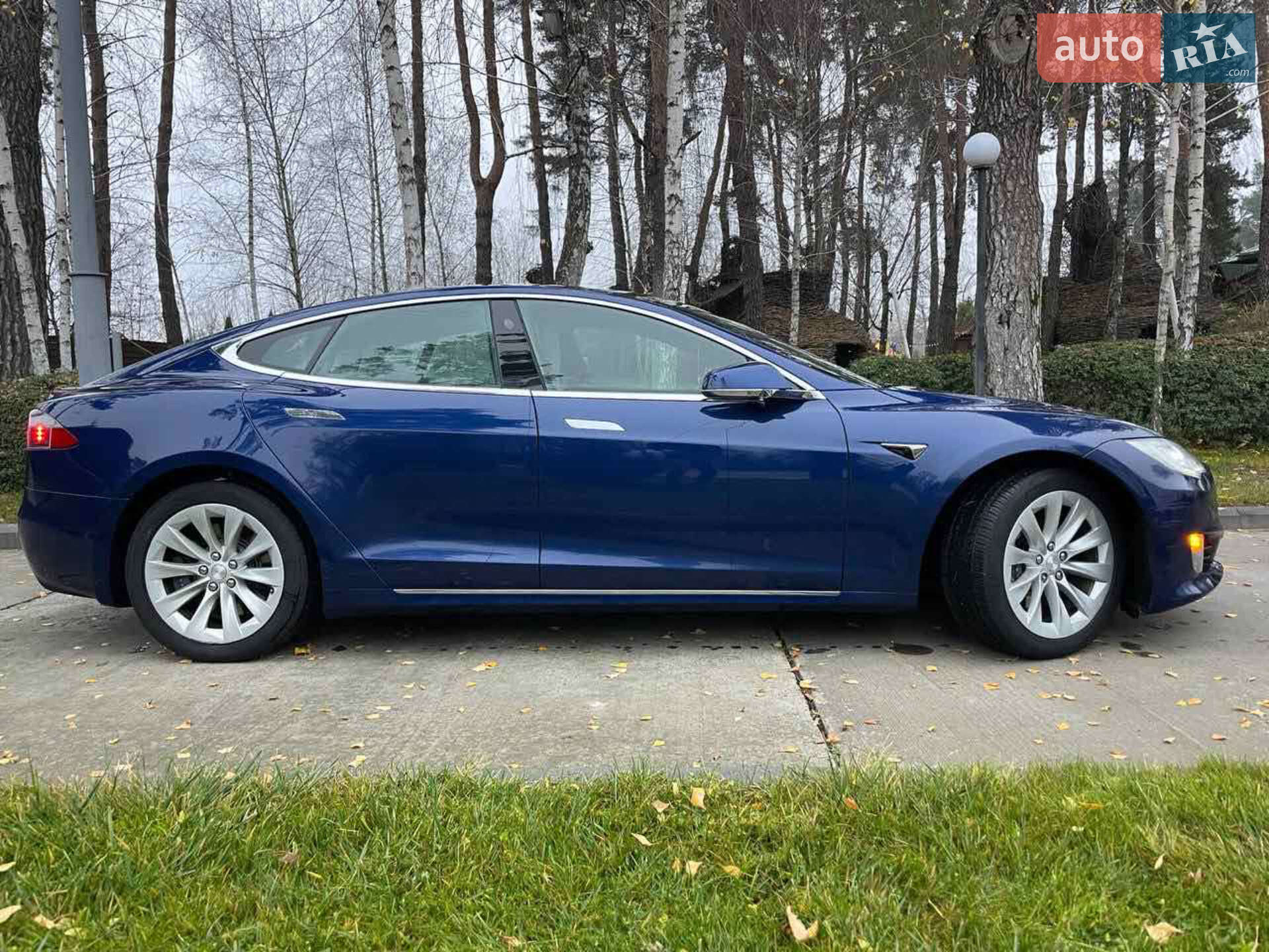 Tesla Model S 2017 VIN 5YJSA1E29HF198001 фото оголошення 2 з 22