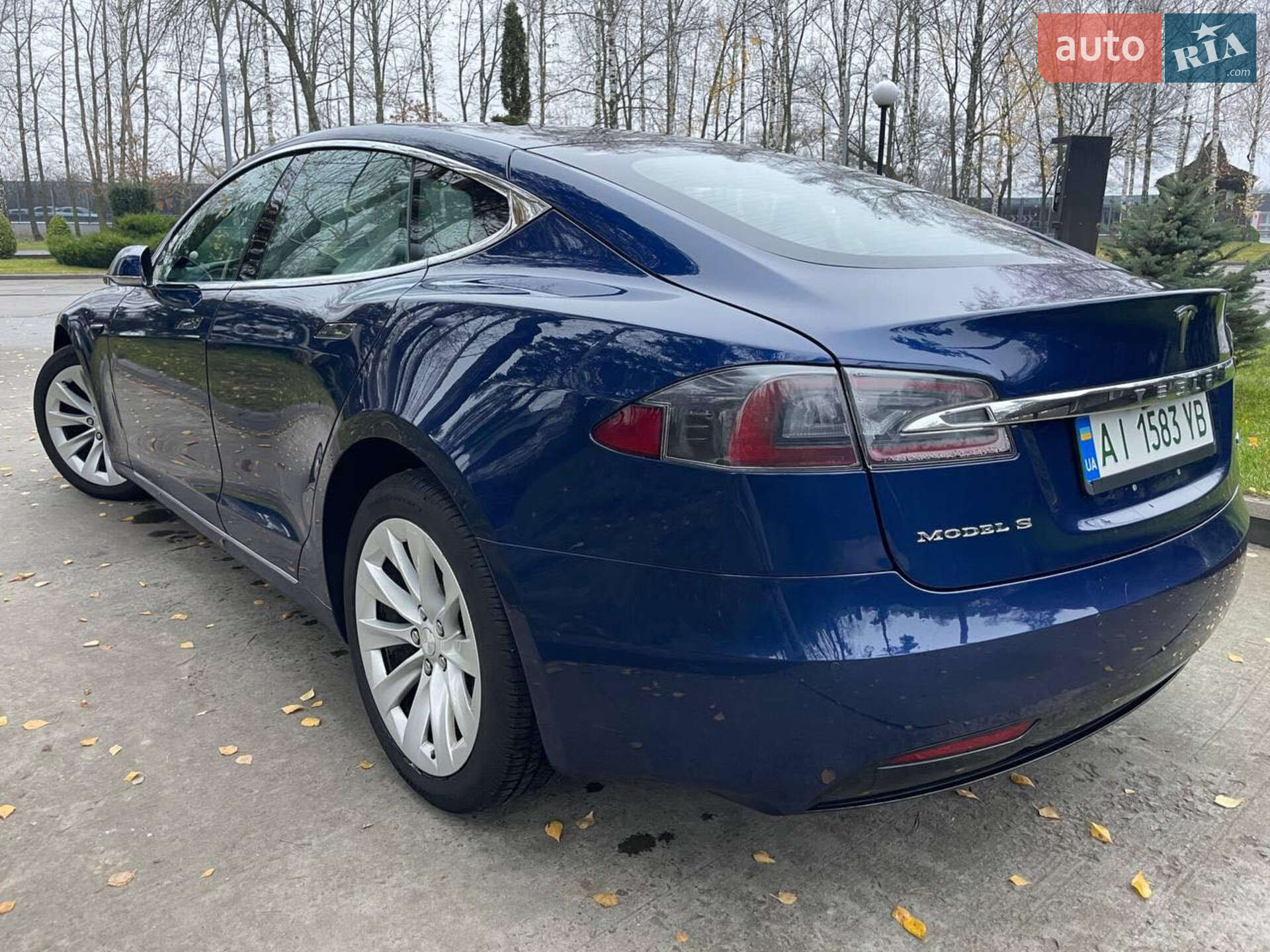 Tesla Model S 2017 VIN 5YJSA1E29HF198001 фото оголошення 5 з 22
