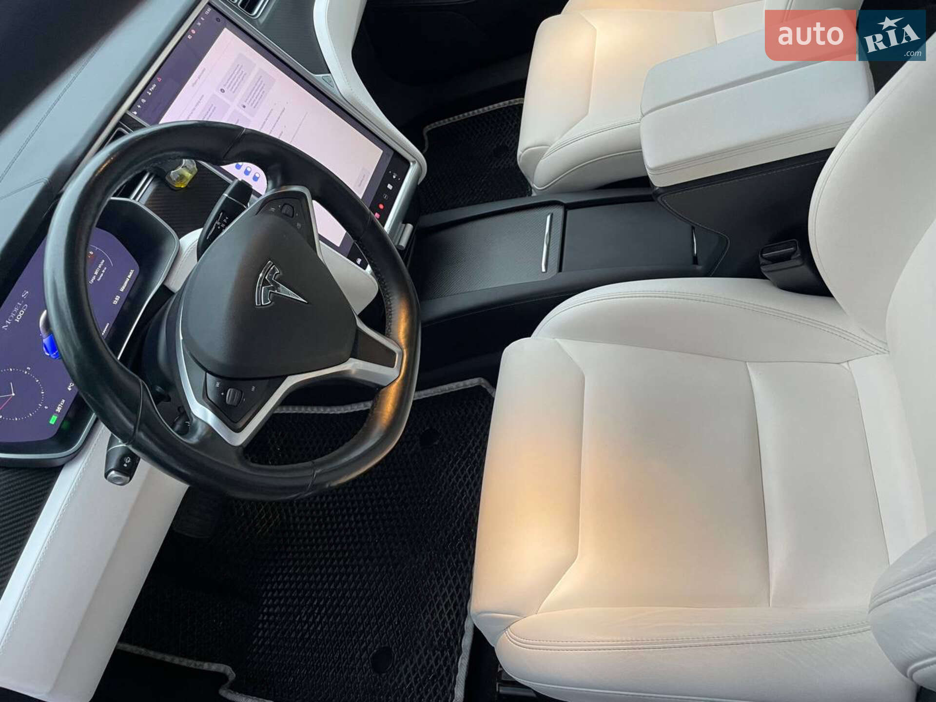 Tesla Model S 2017 VIN 5YJSA1E29HF198001 фото оголошення 12 з 22