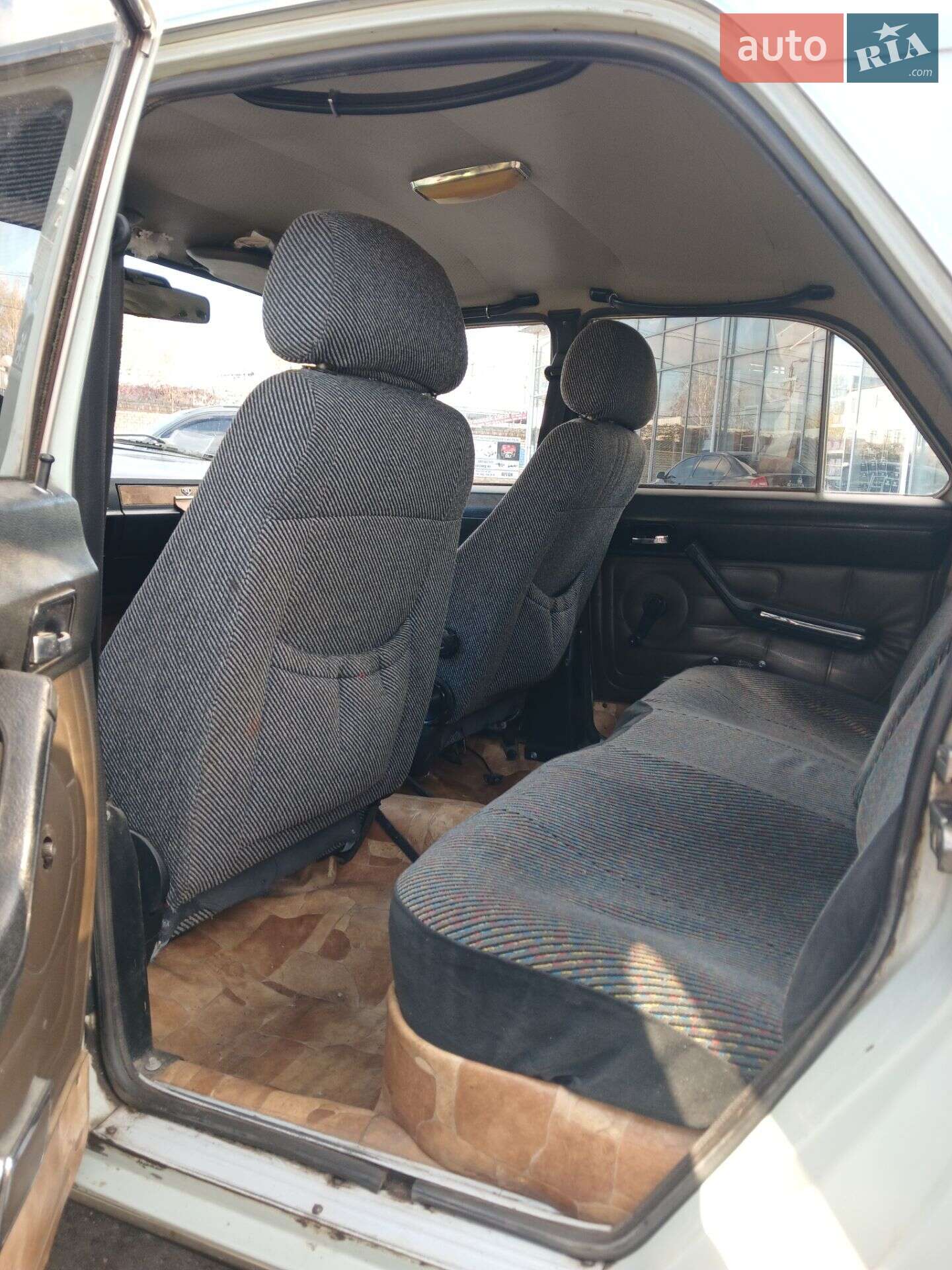 ГАЗ 24-10 Волга 1992 VIN XTH241000N1468498 фото оголошення 40 з 51