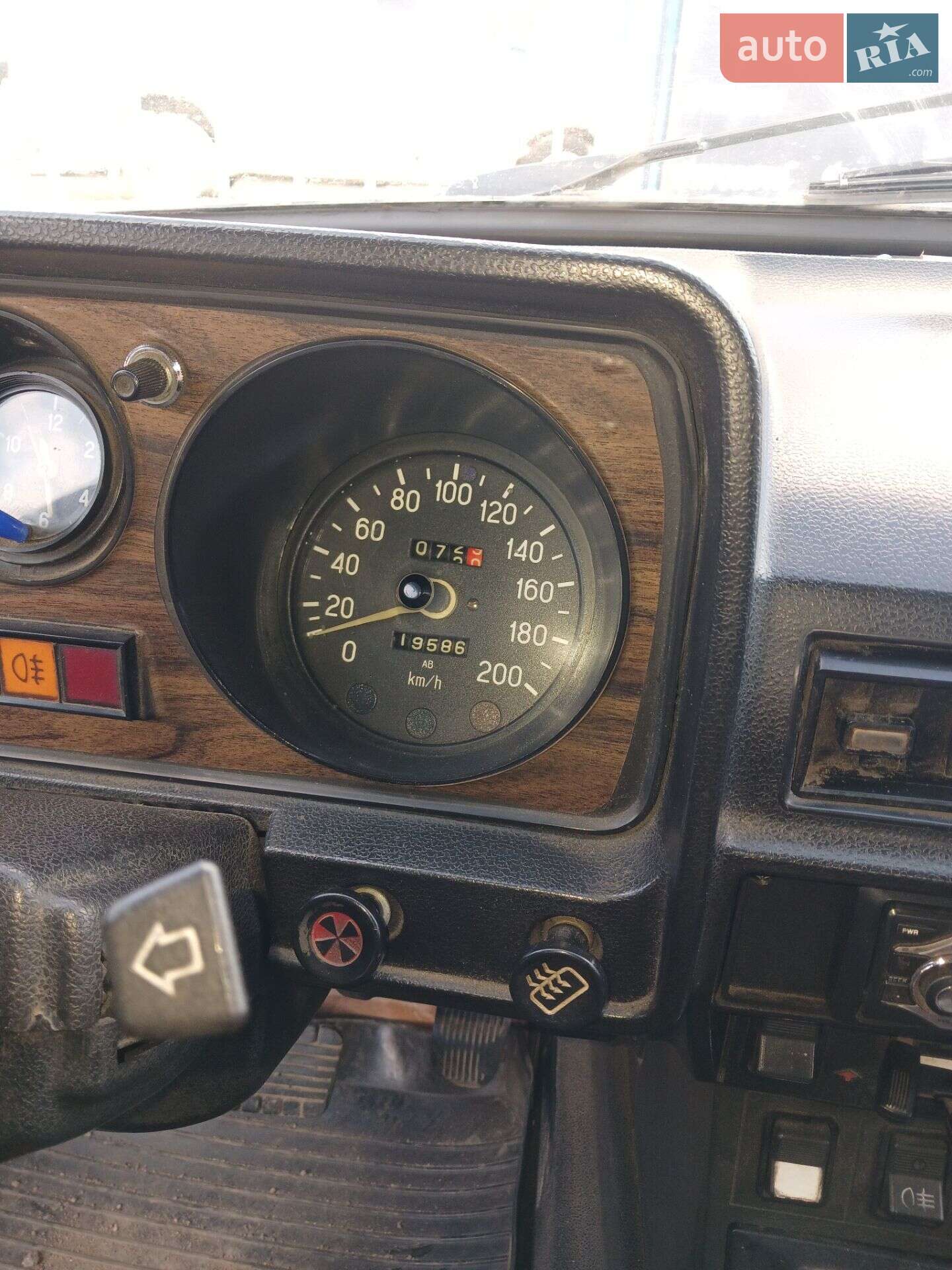 ГАЗ 24-10 Волга 1992 VIN XTH241000N1468498 фото оголошення 42 з 51