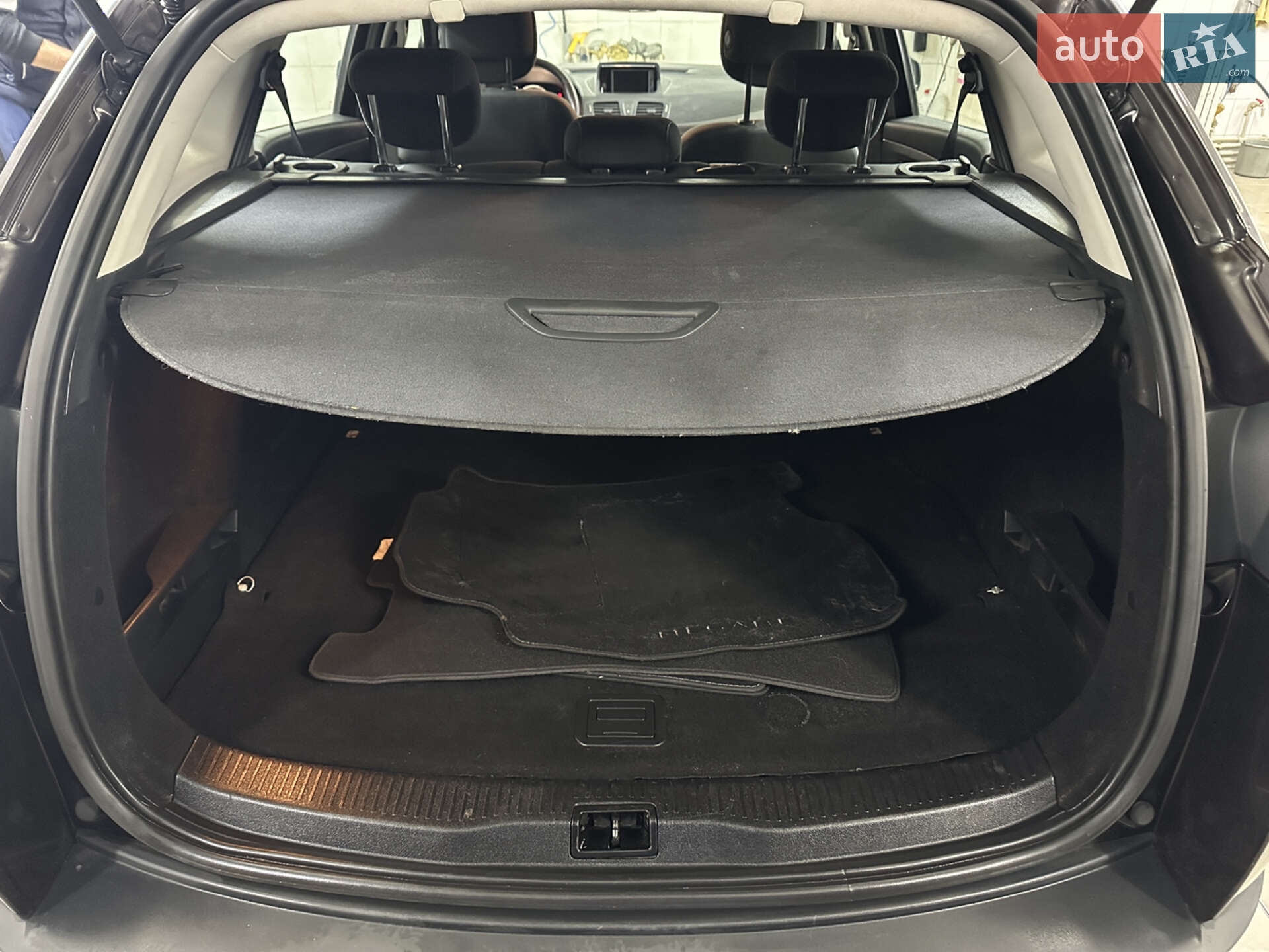 Renault Megane 2012 VIN VF1KZ140647468663 фото оголошення 9 з 17