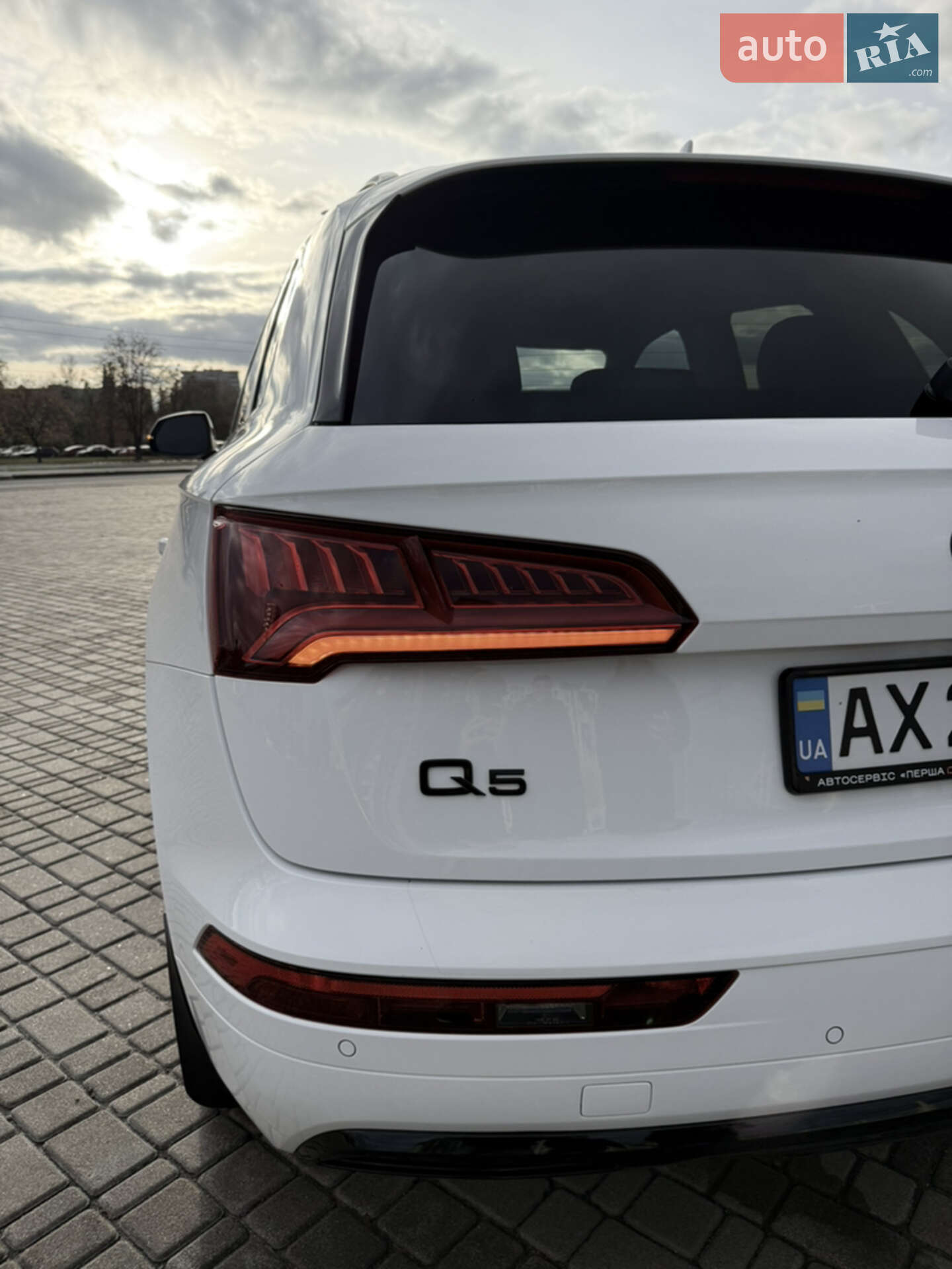 Audi Q5 2018 VIN WA1BNAFY0J2133290 фото оголошення 47 з 58