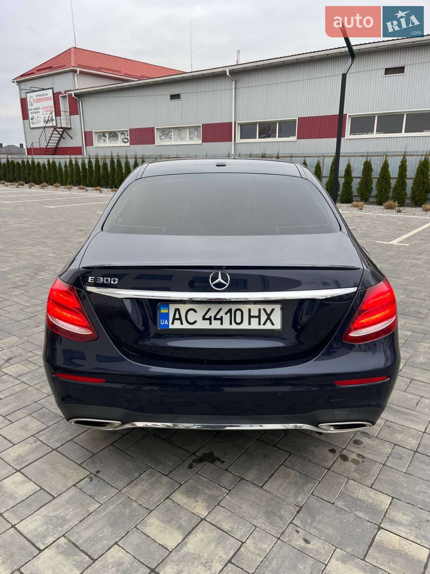 Mercedes-Benz E-Class 2016 VIN WDDZF4JB7HA130253 фото оголошення 12 з 30