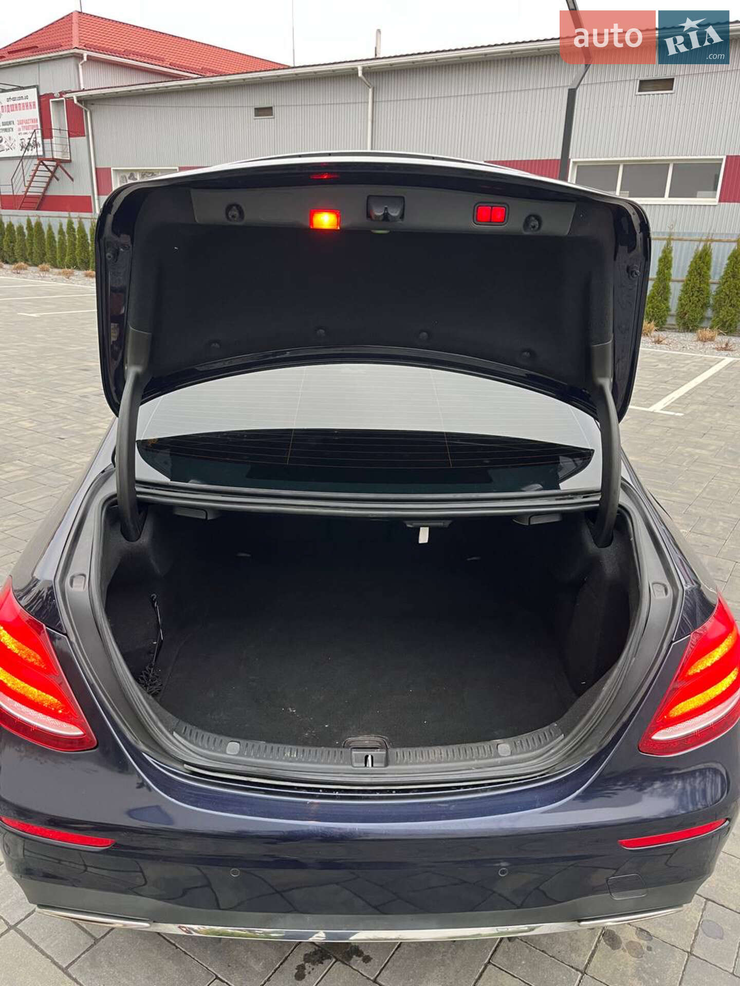 Mercedes-Benz E-Class 2016 VIN WDDZF4JB7HA130253 фото оголошення 26 з 30