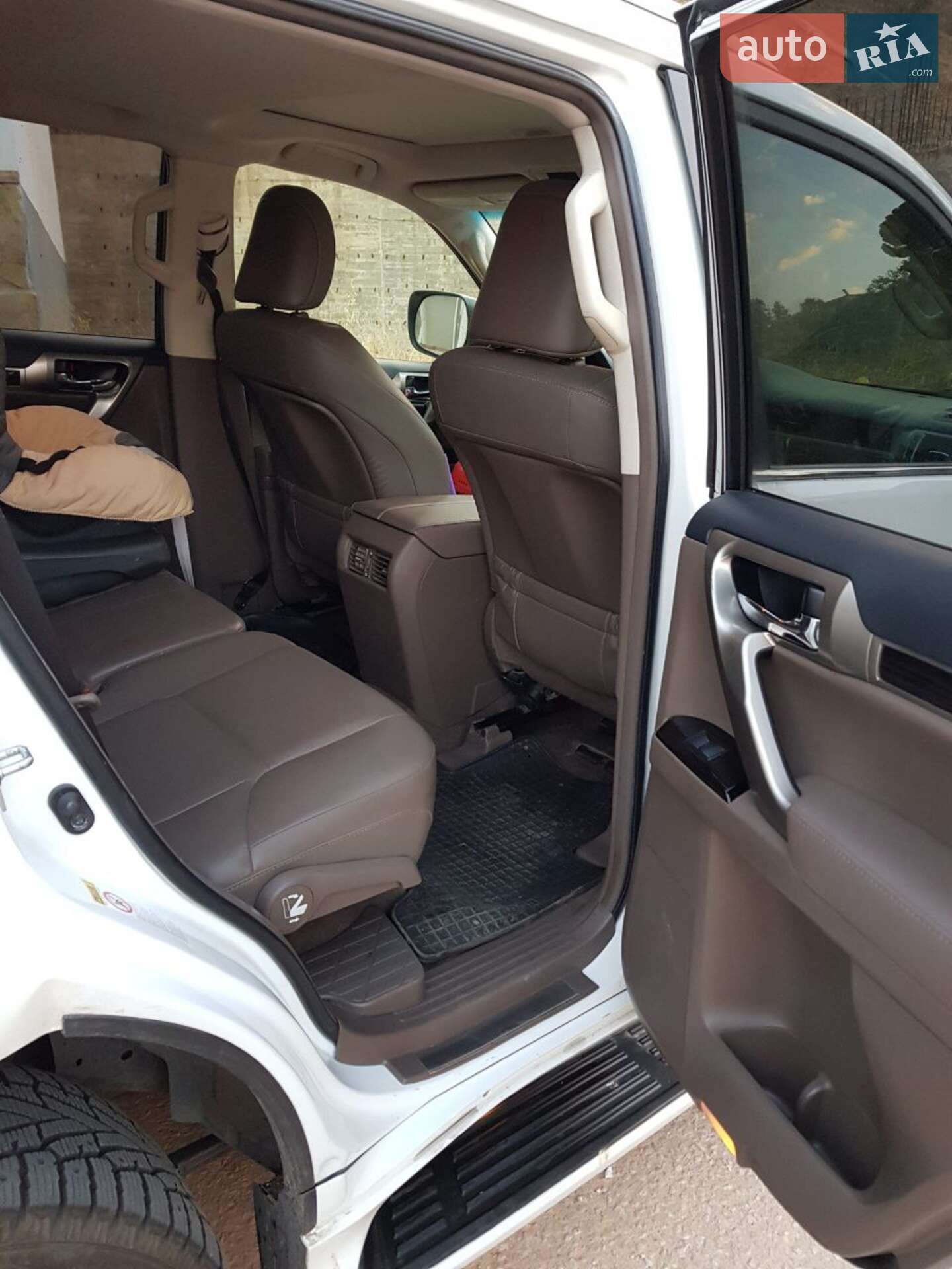 Lexus GX 2016 VIN JTJBM7FX5G5145443 фото оголошення 17 з 18